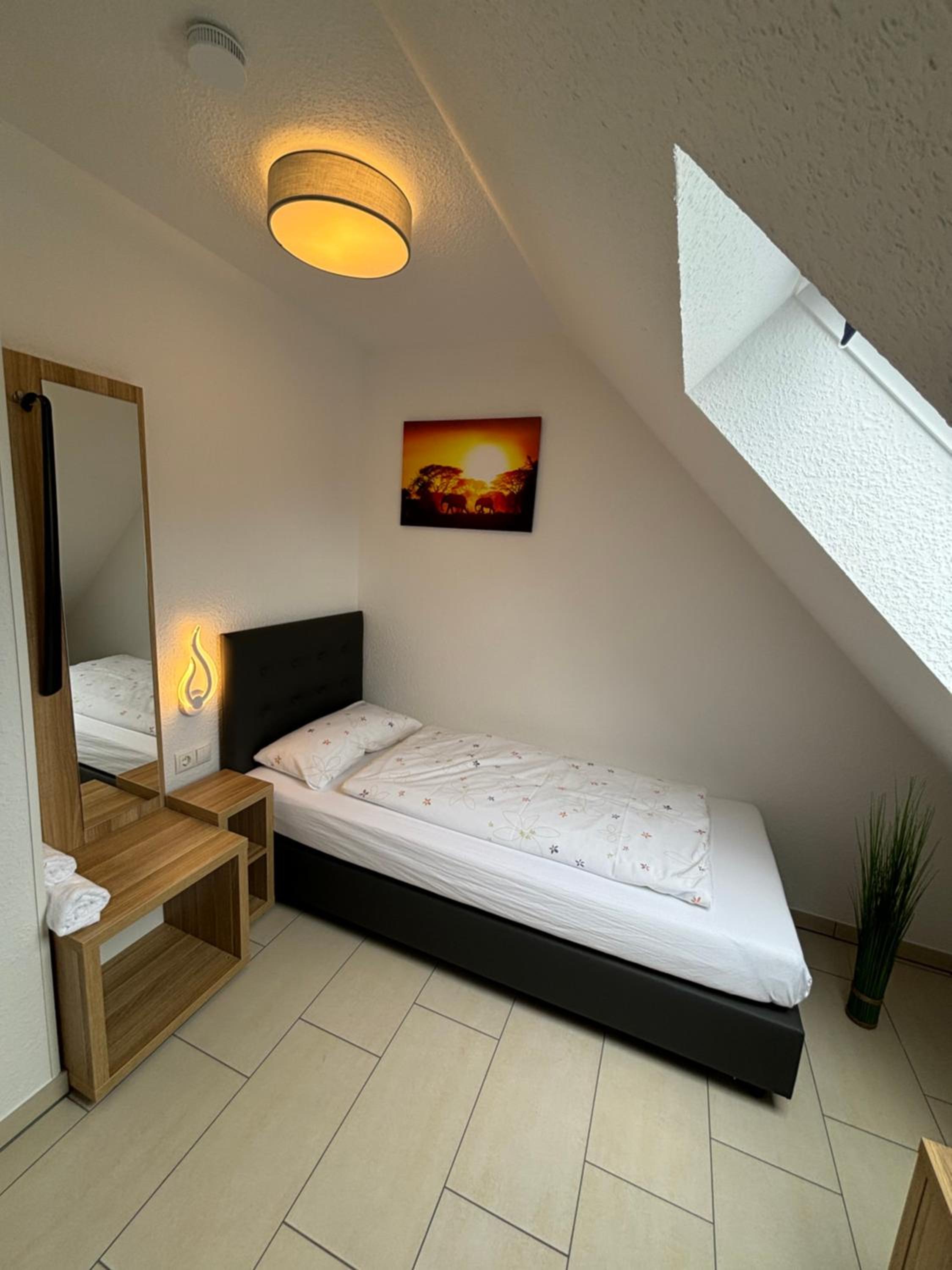 Budget Single Room