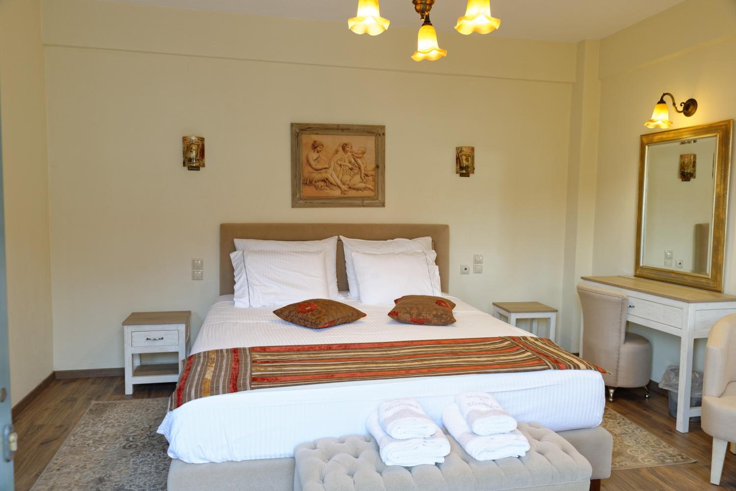 Double Room - Photo 3