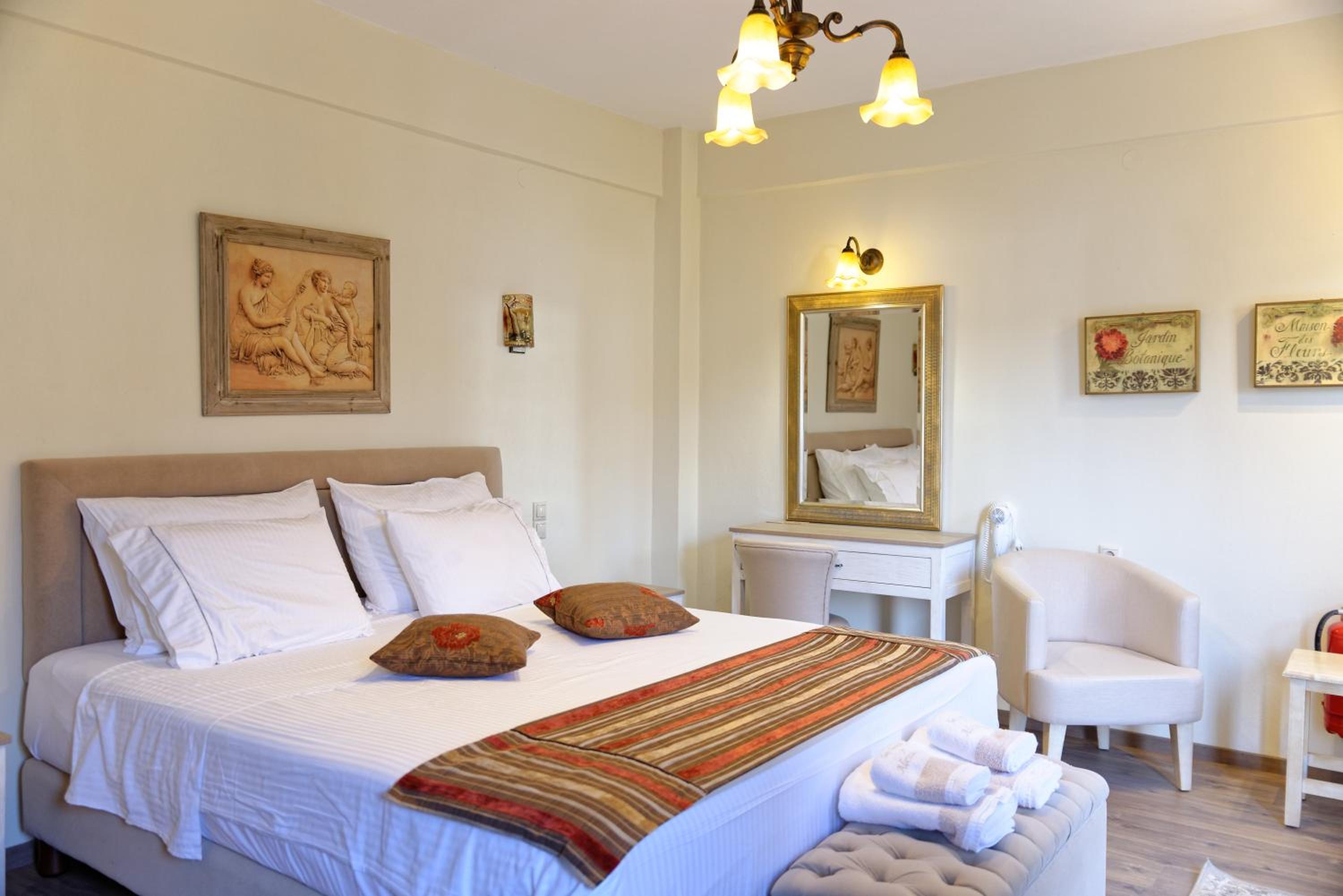 Double Room - Photo 1
