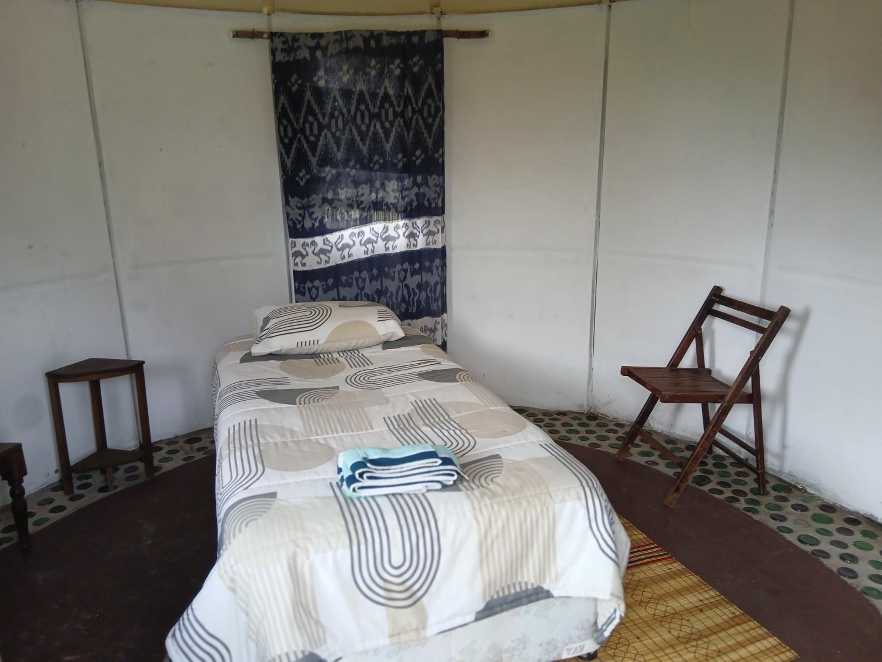 Budget Single Room photo 3