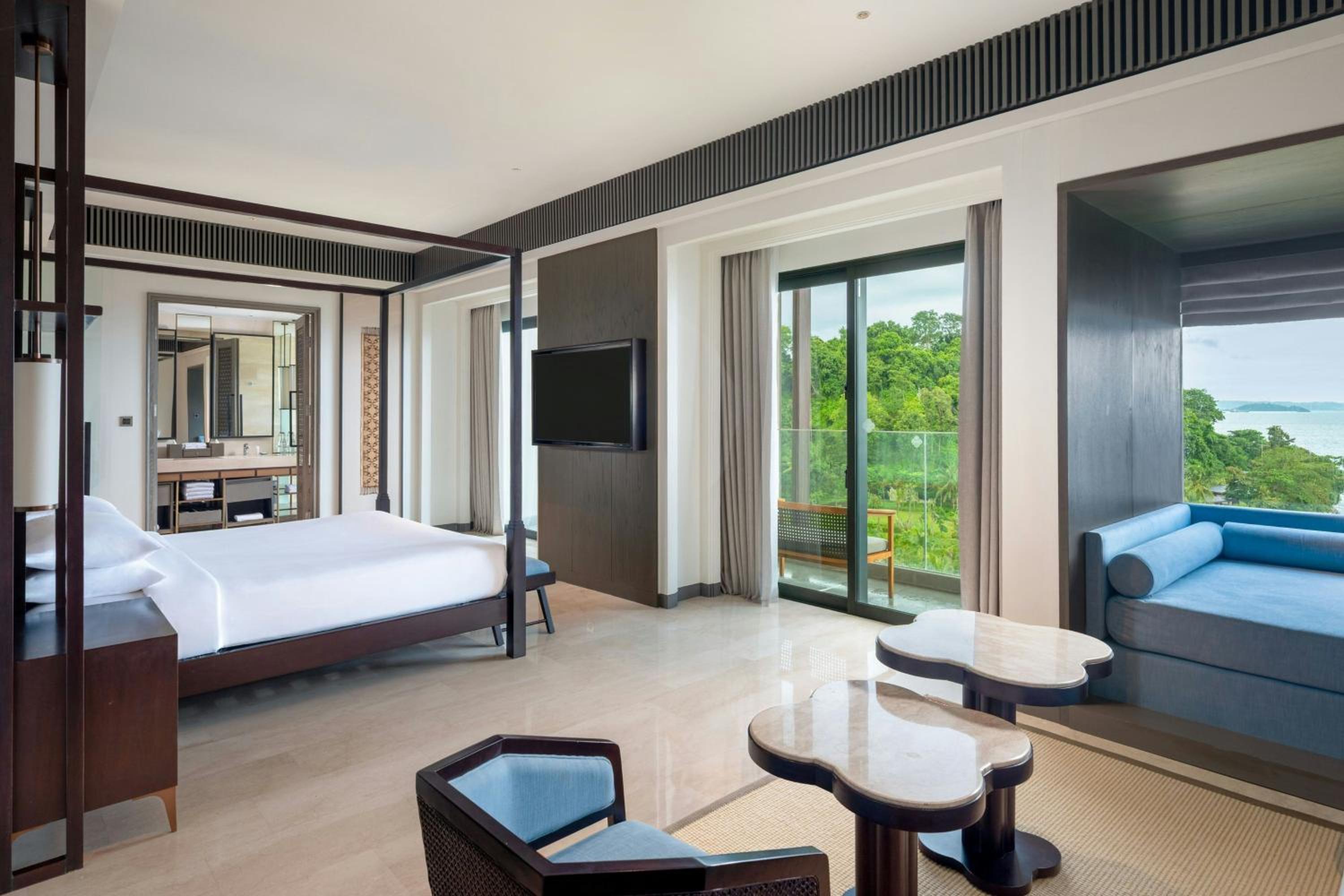 Studio King Suite with Ocean View - Photo 1