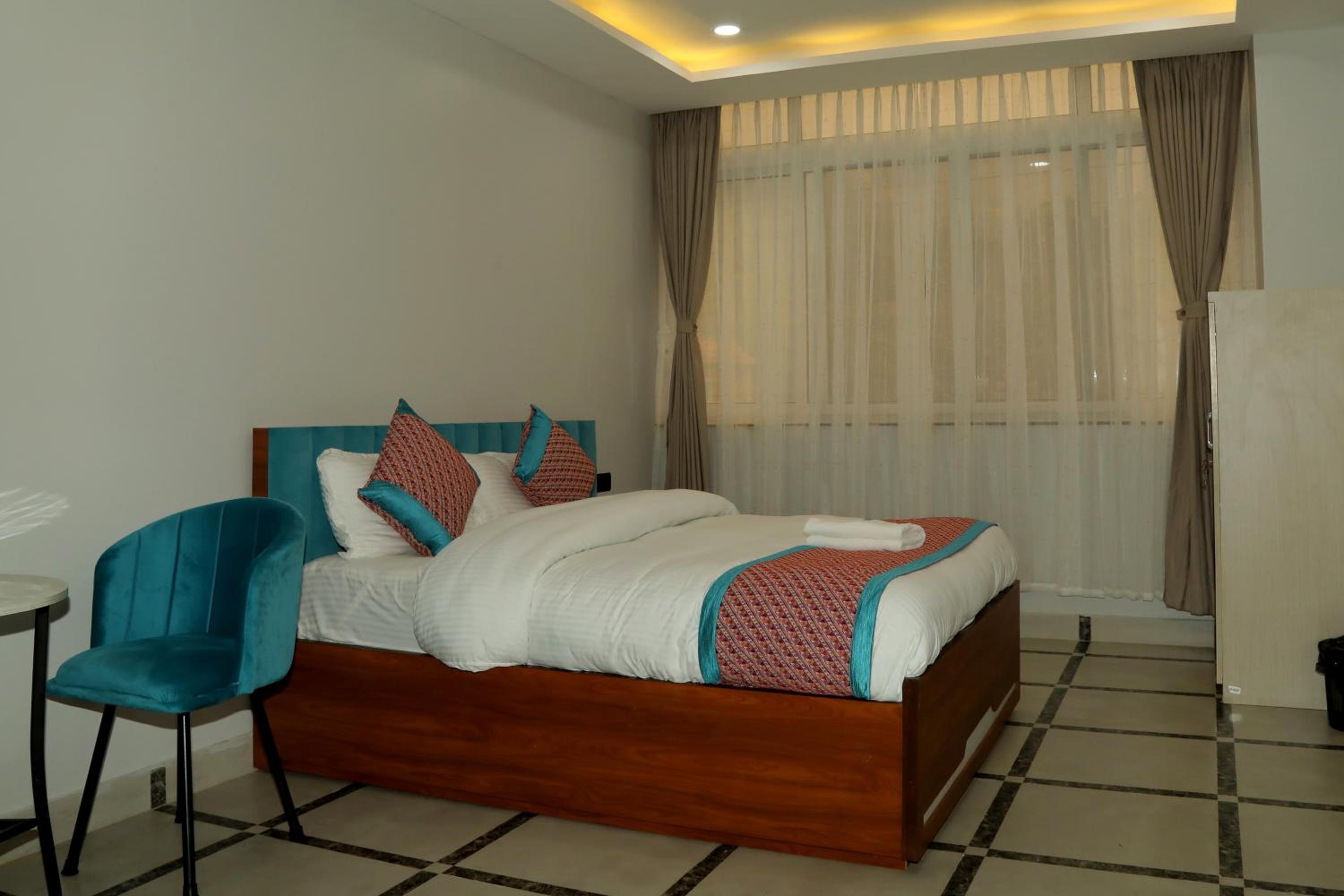 Deluxe Double Room photo 2