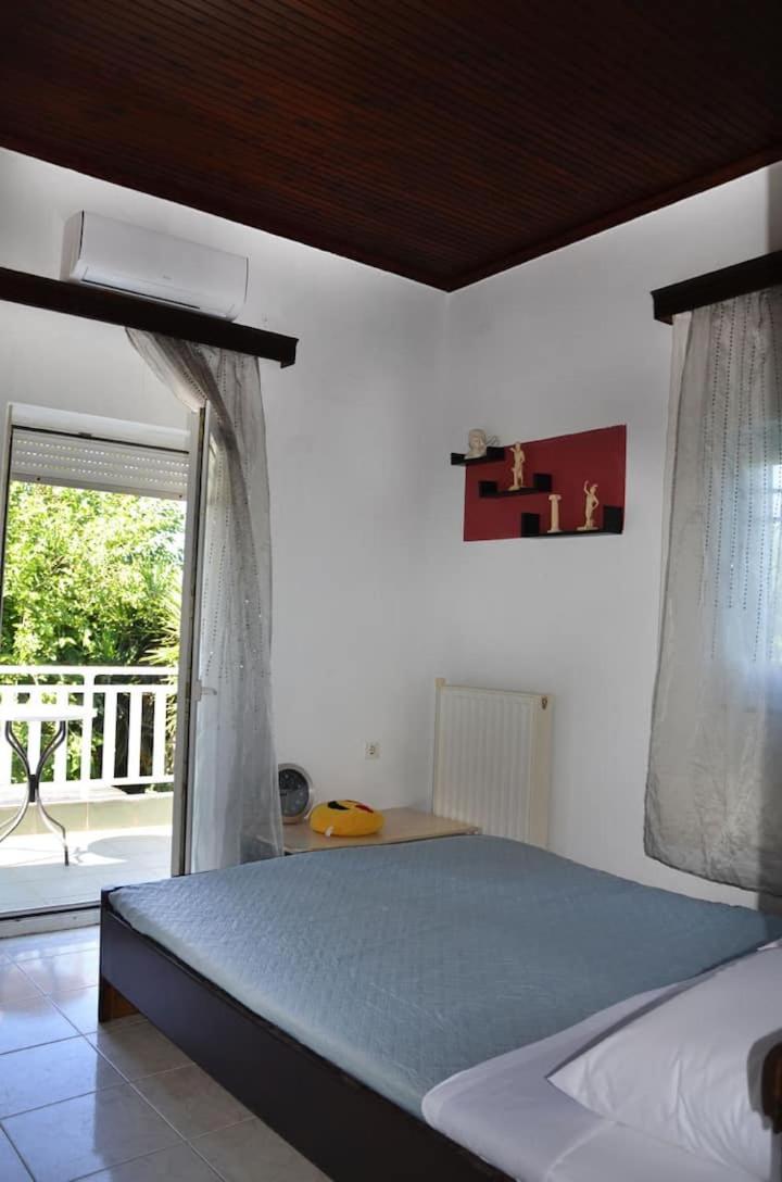 Villa photo 2