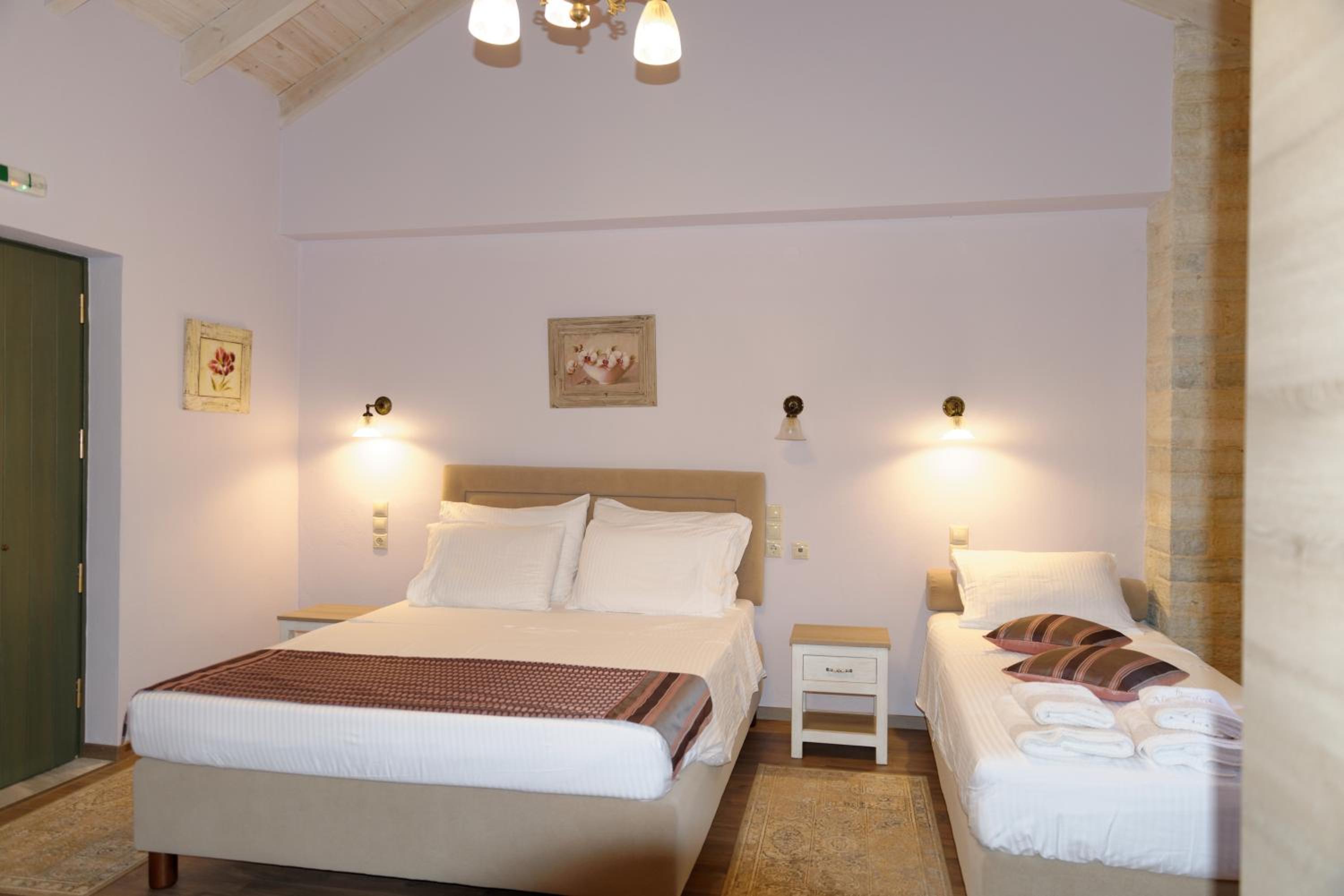Triple Room - Photo 2