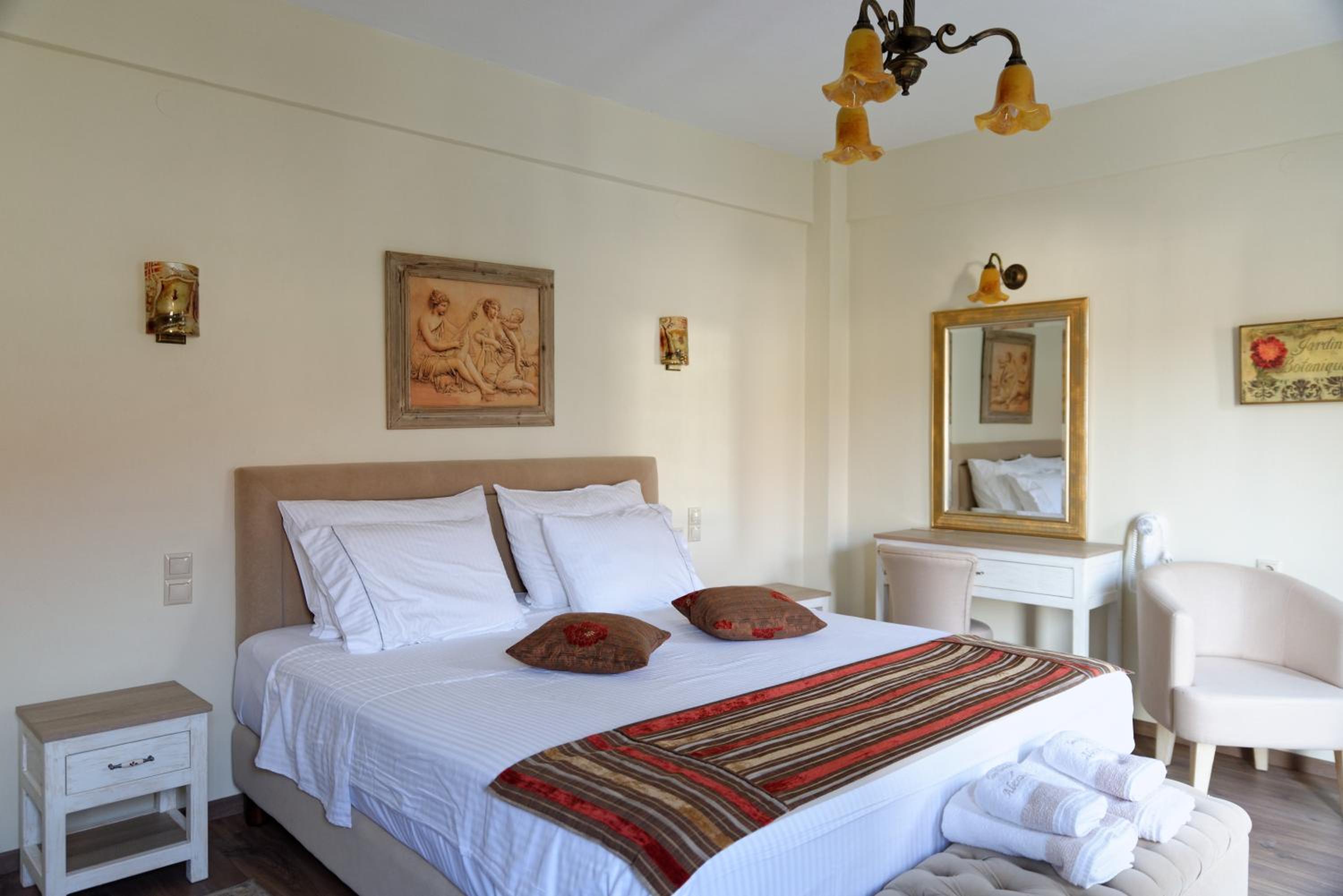 Double Room - Photo 4