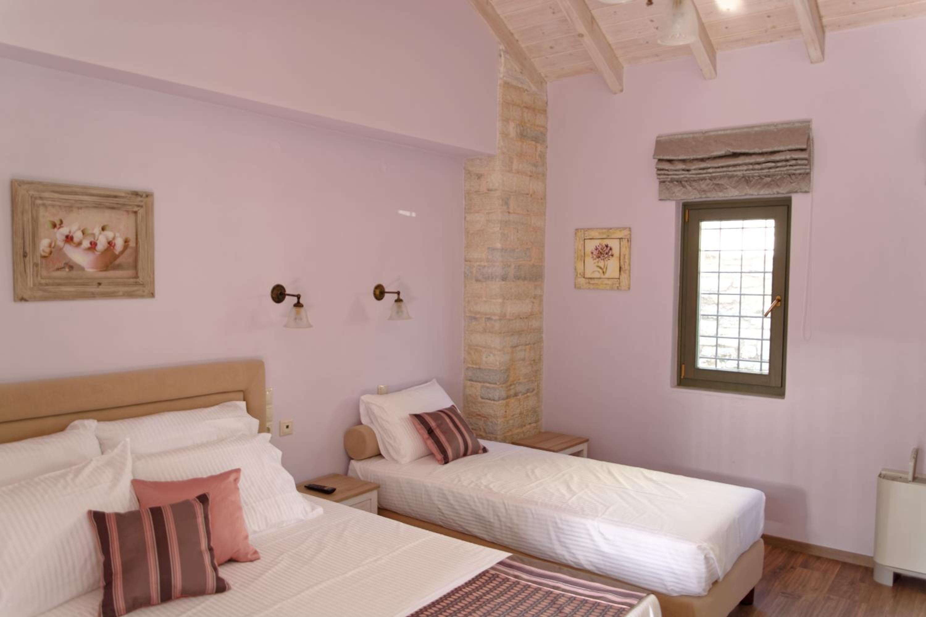 Triple Room - Photo 6