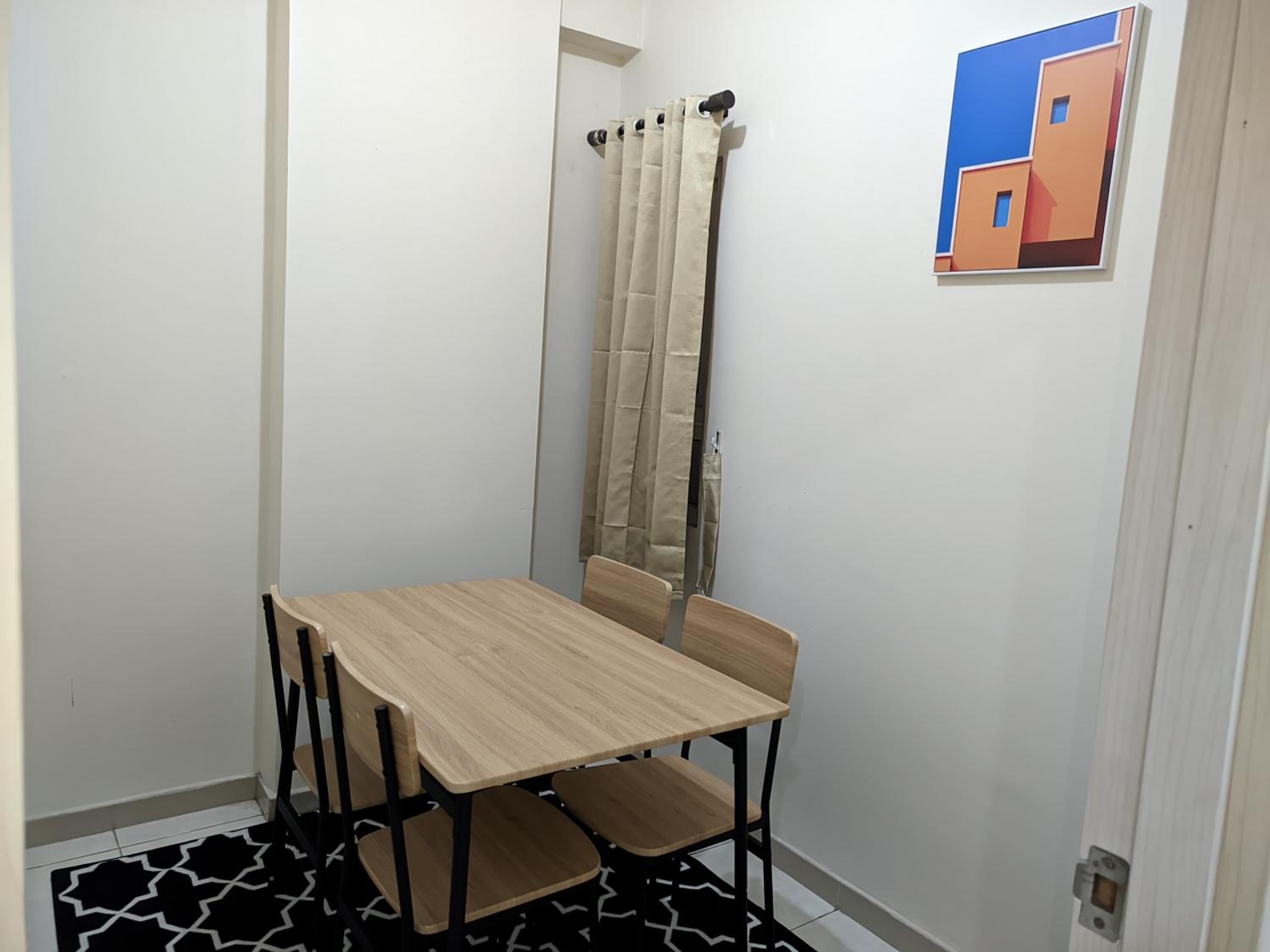 One-Bedroom Deluxe Apartment
