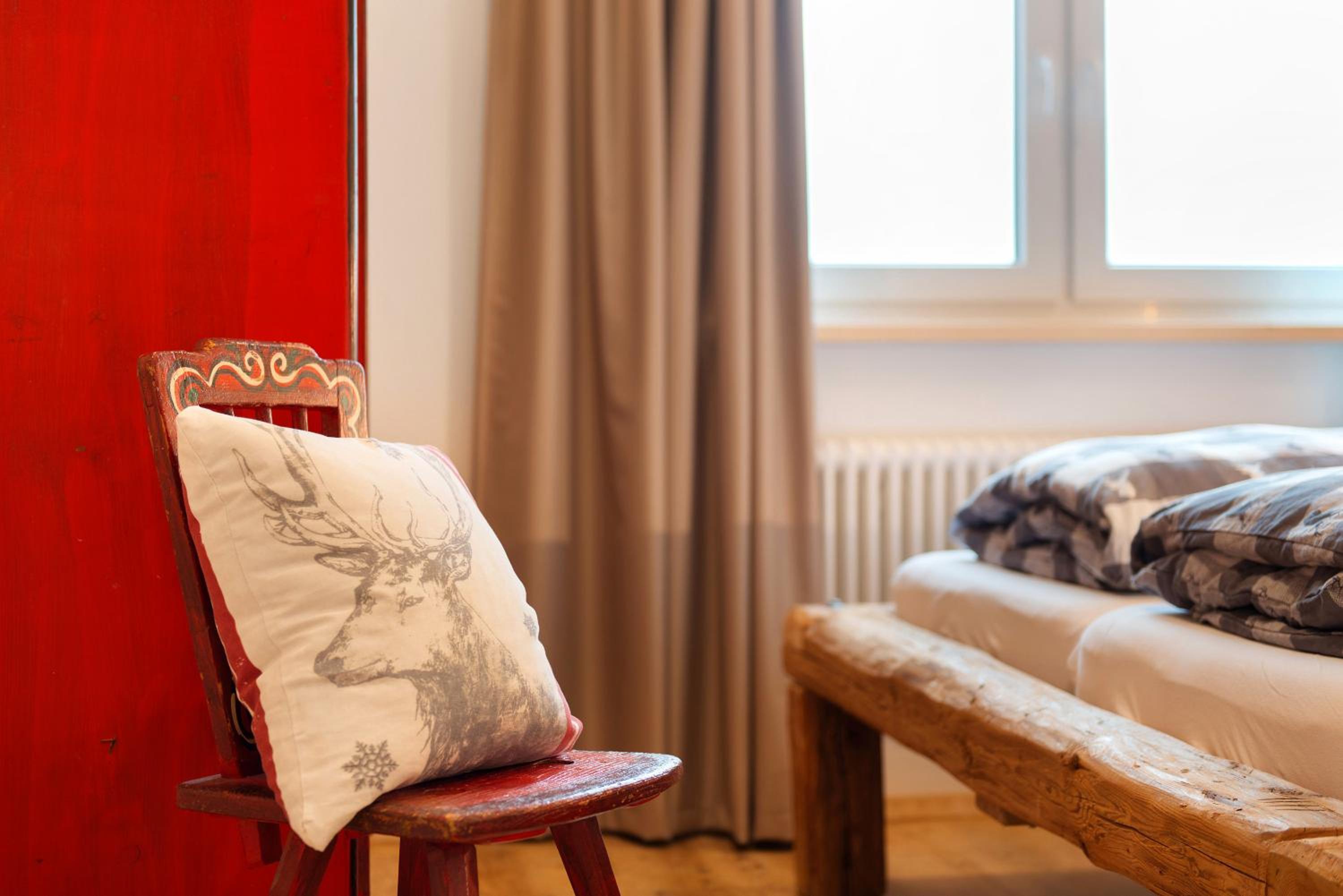 Two-Bedroom Deluxe Apartment with Garden View photo 2