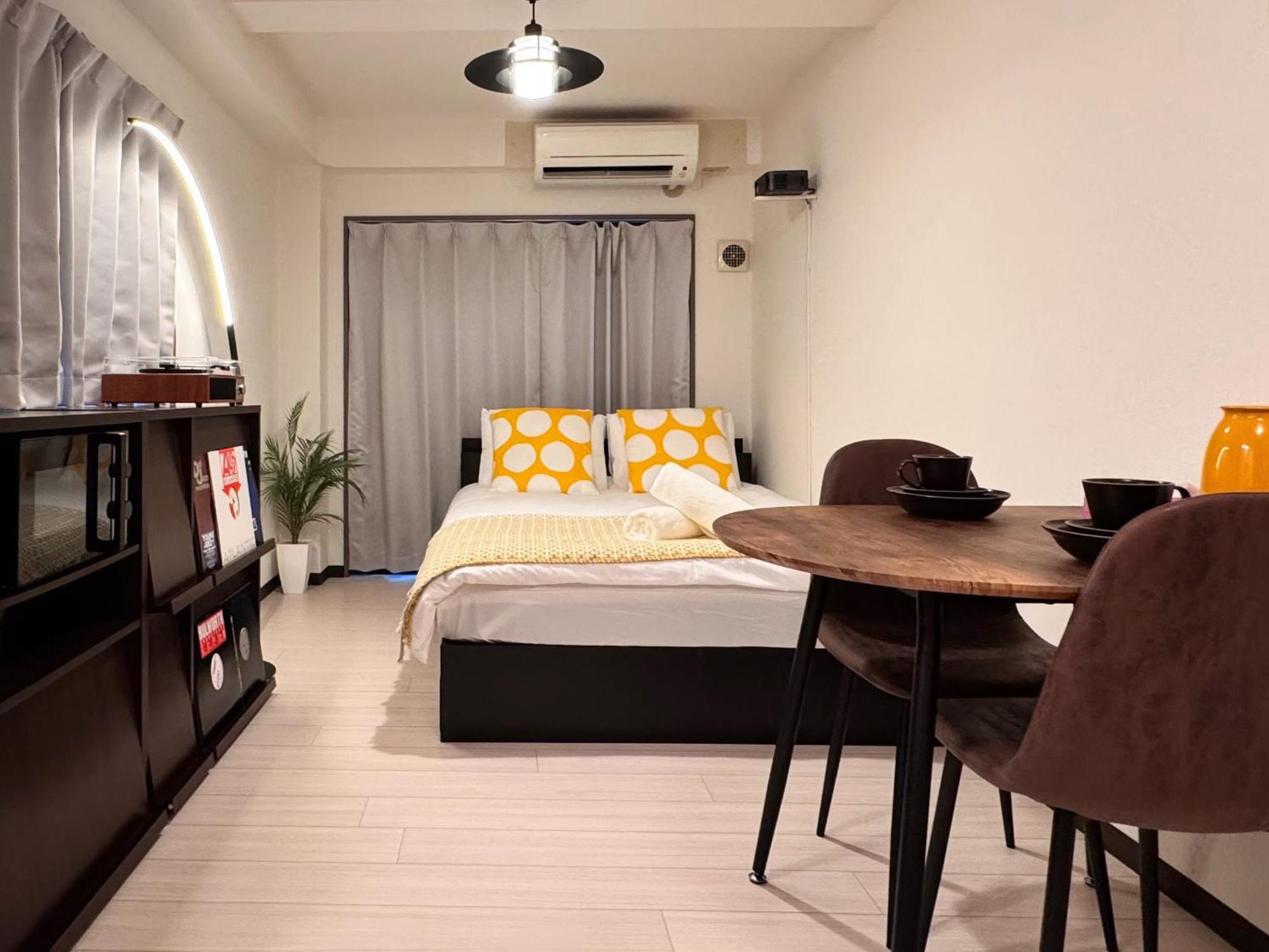 Studio Apartment with Balcony