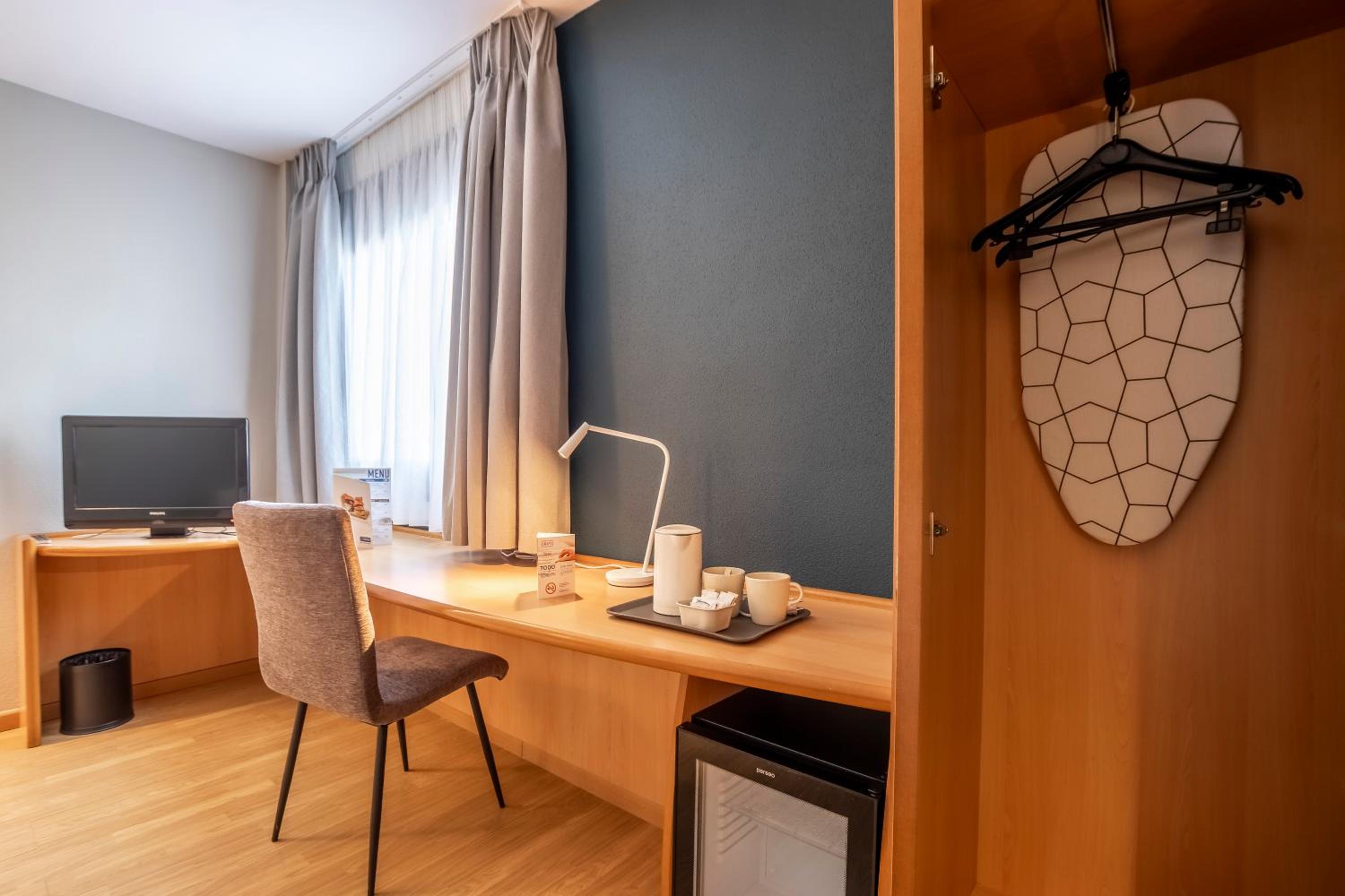 Double Room - Disability Access - Photo 23