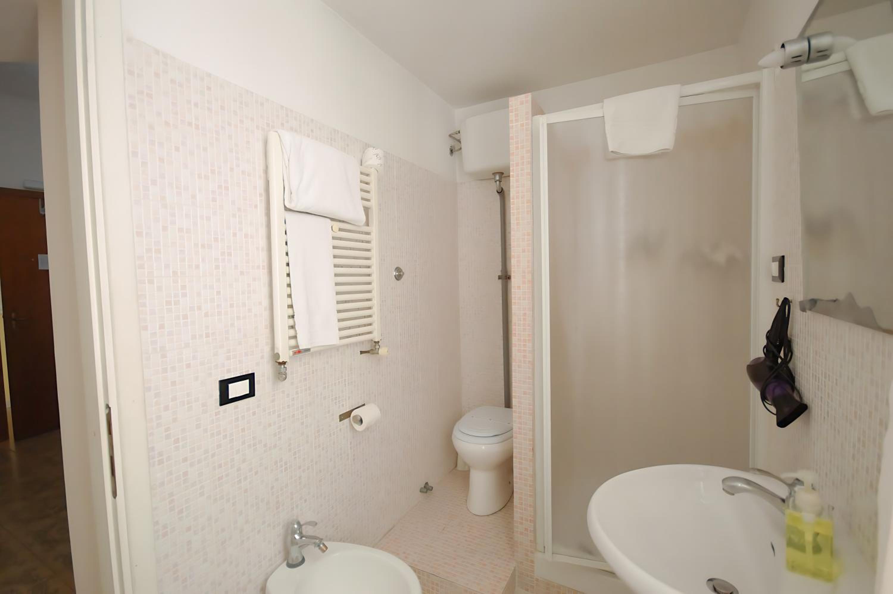 Single Room with Private Bathroom