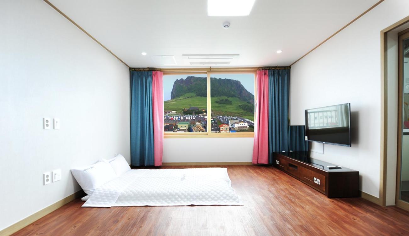 Deluxe Double Studio - Photo 8