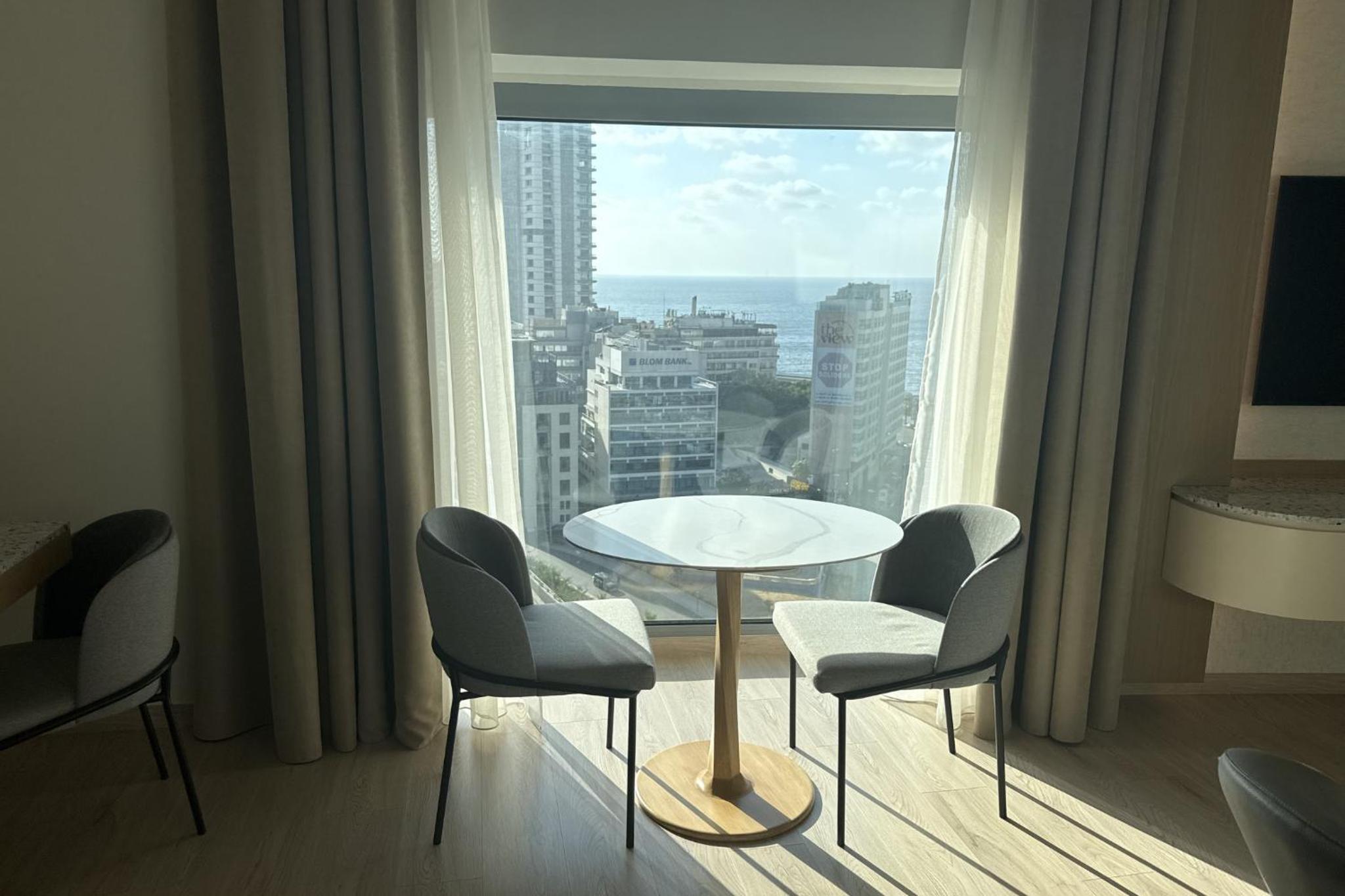 One-Bedroom Duplex Suite with Sea View - Photo 6
