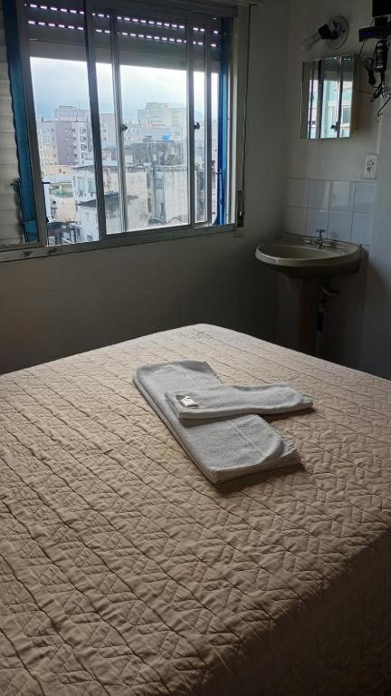 Budget Double Room photo 3