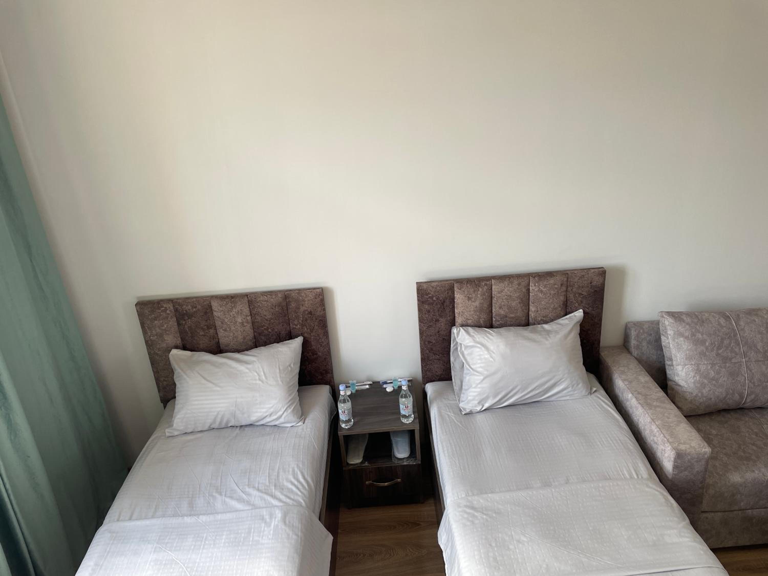 Twin Room photo 1