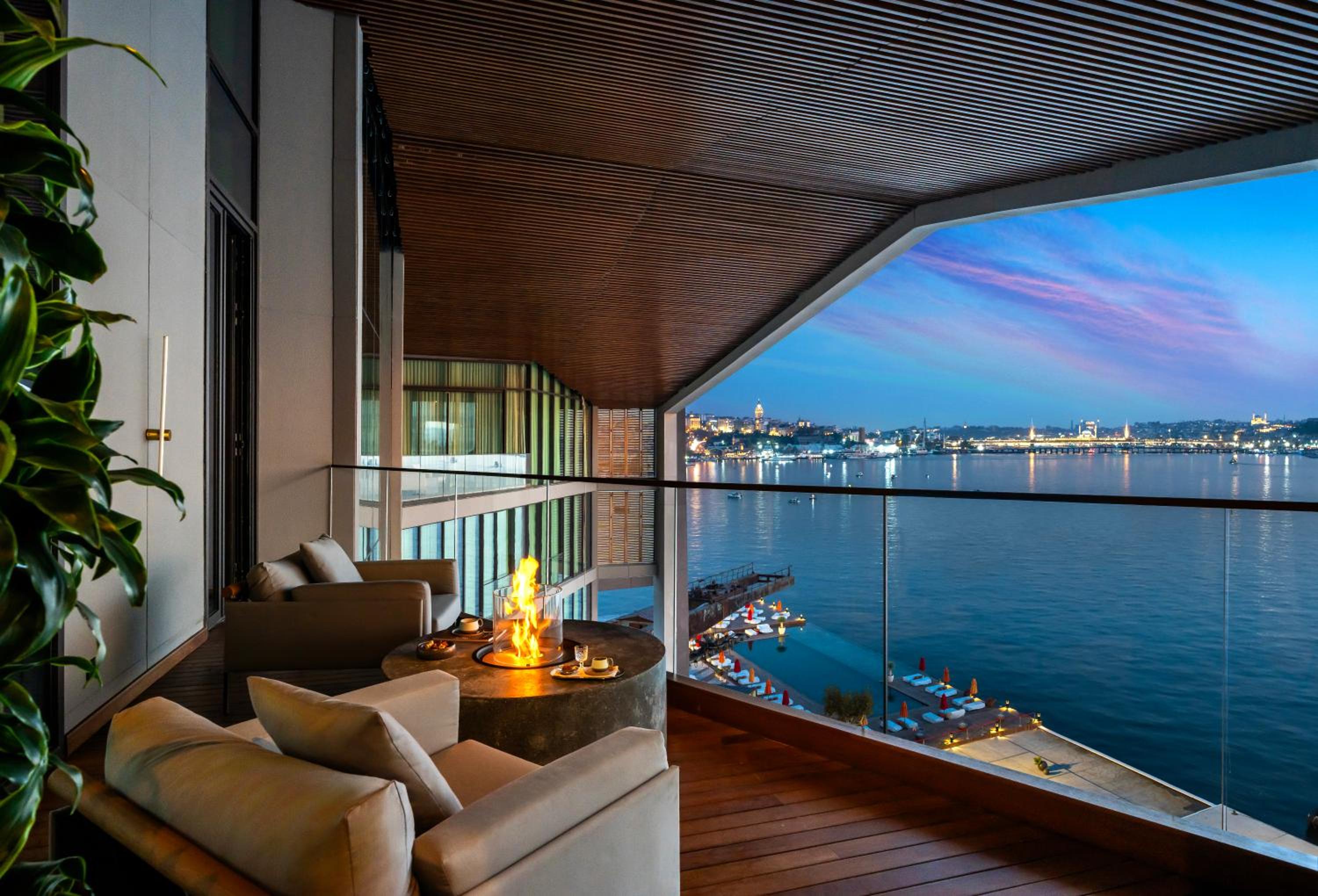 One-Bedroom Duplex Terrace Suite with Sea View and Butler Service