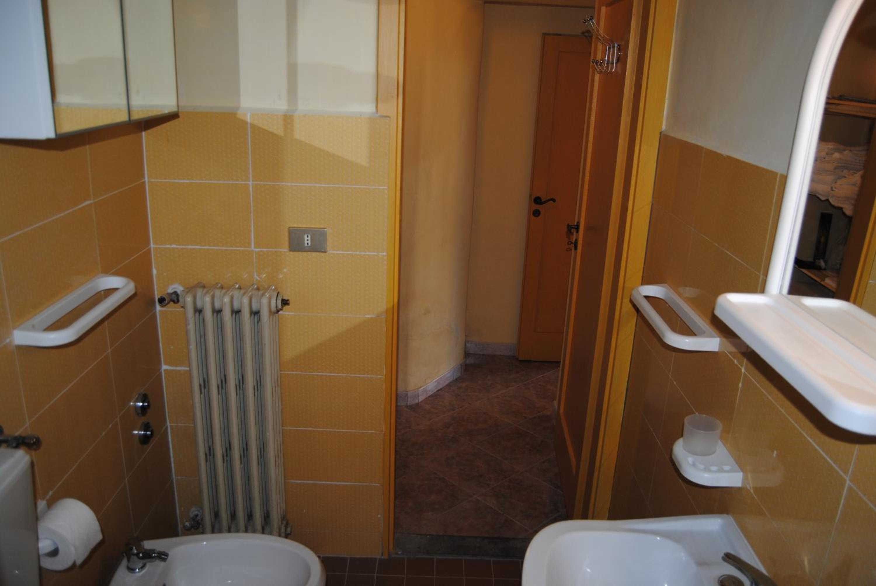 Apartment - Ground Floor photo 2