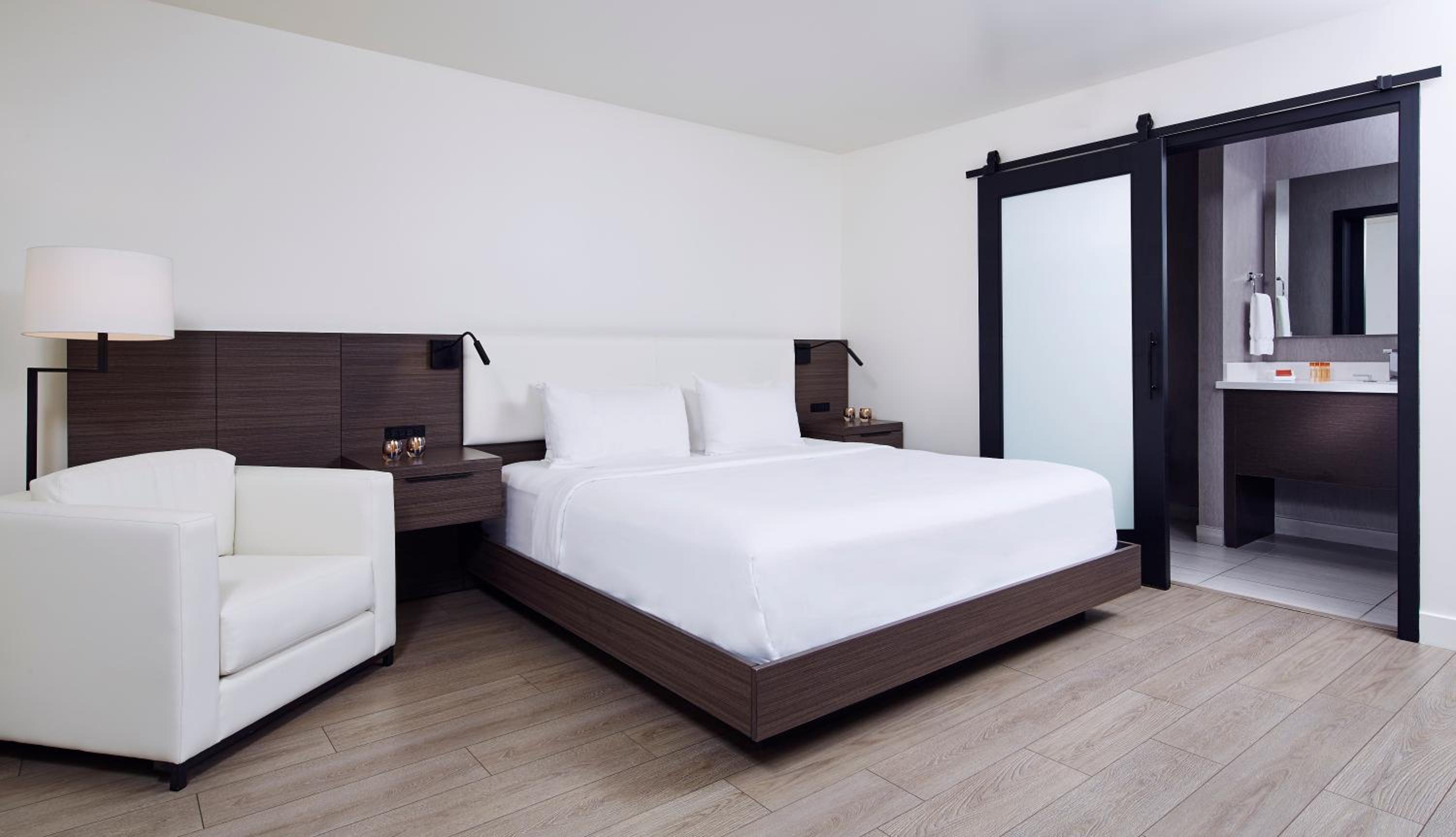 Junior Suite - Photo 1