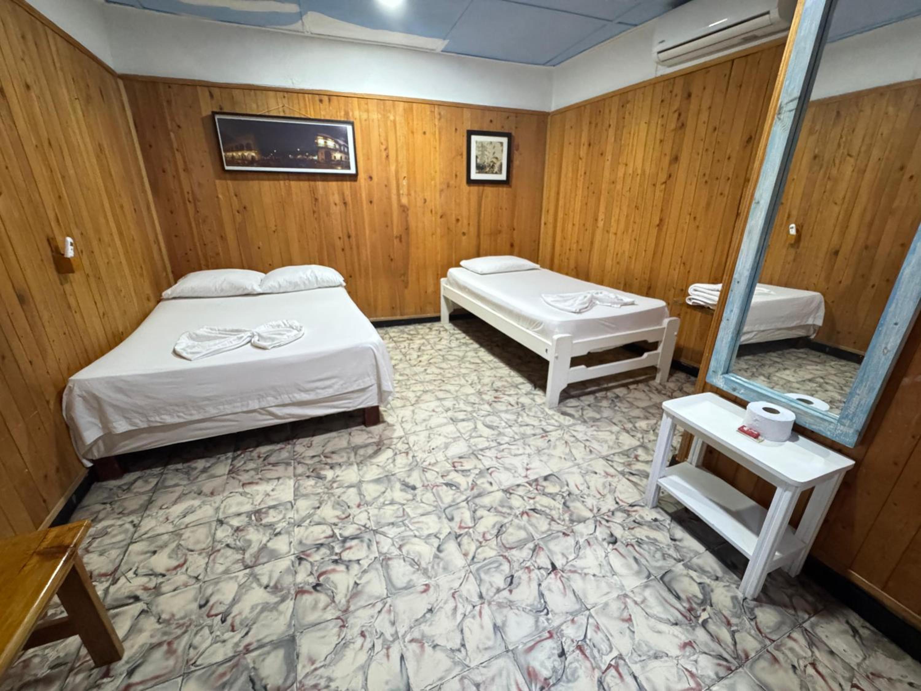 Twin Room with Private Bathroom