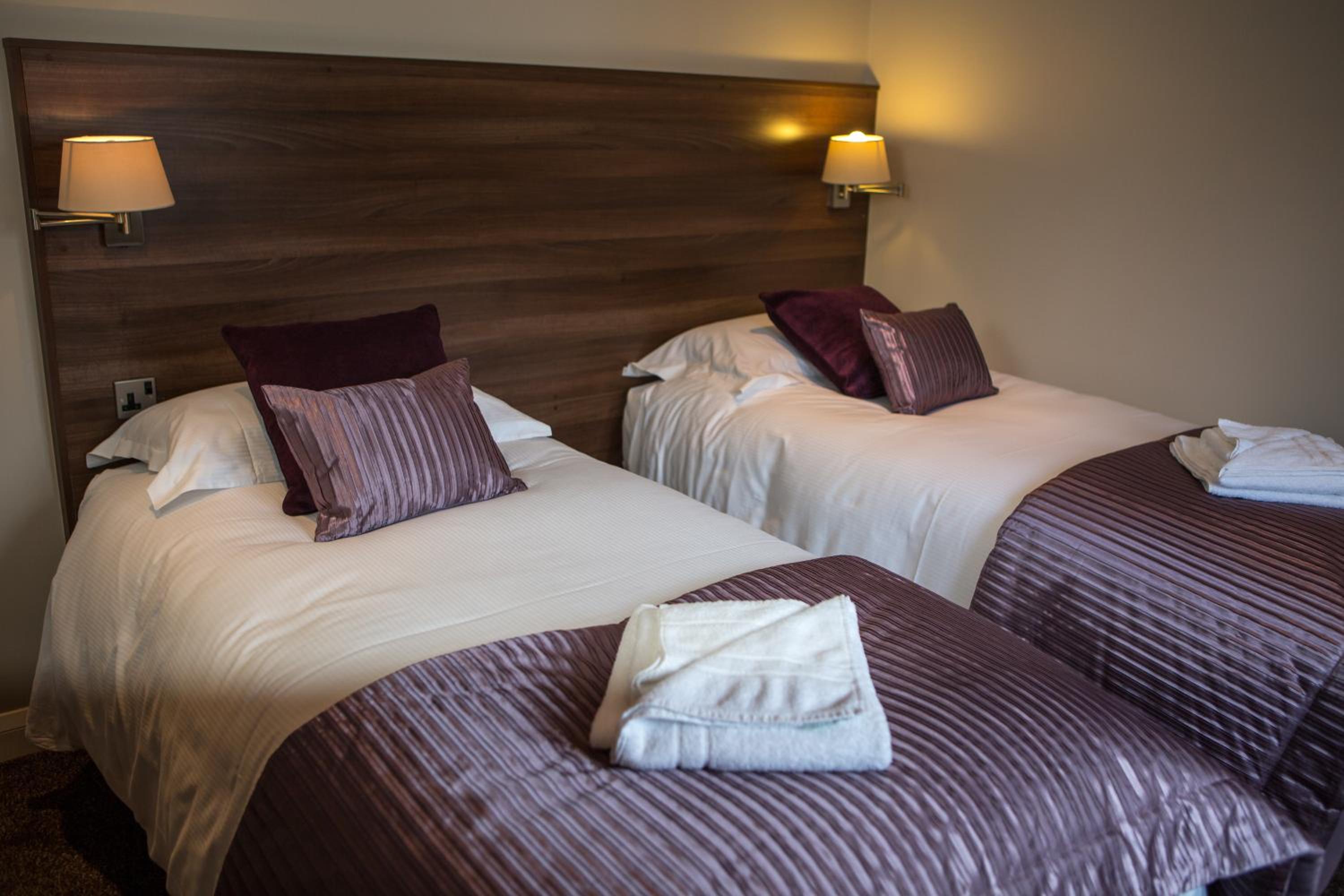 Standard Double or Twin Room photo 3
