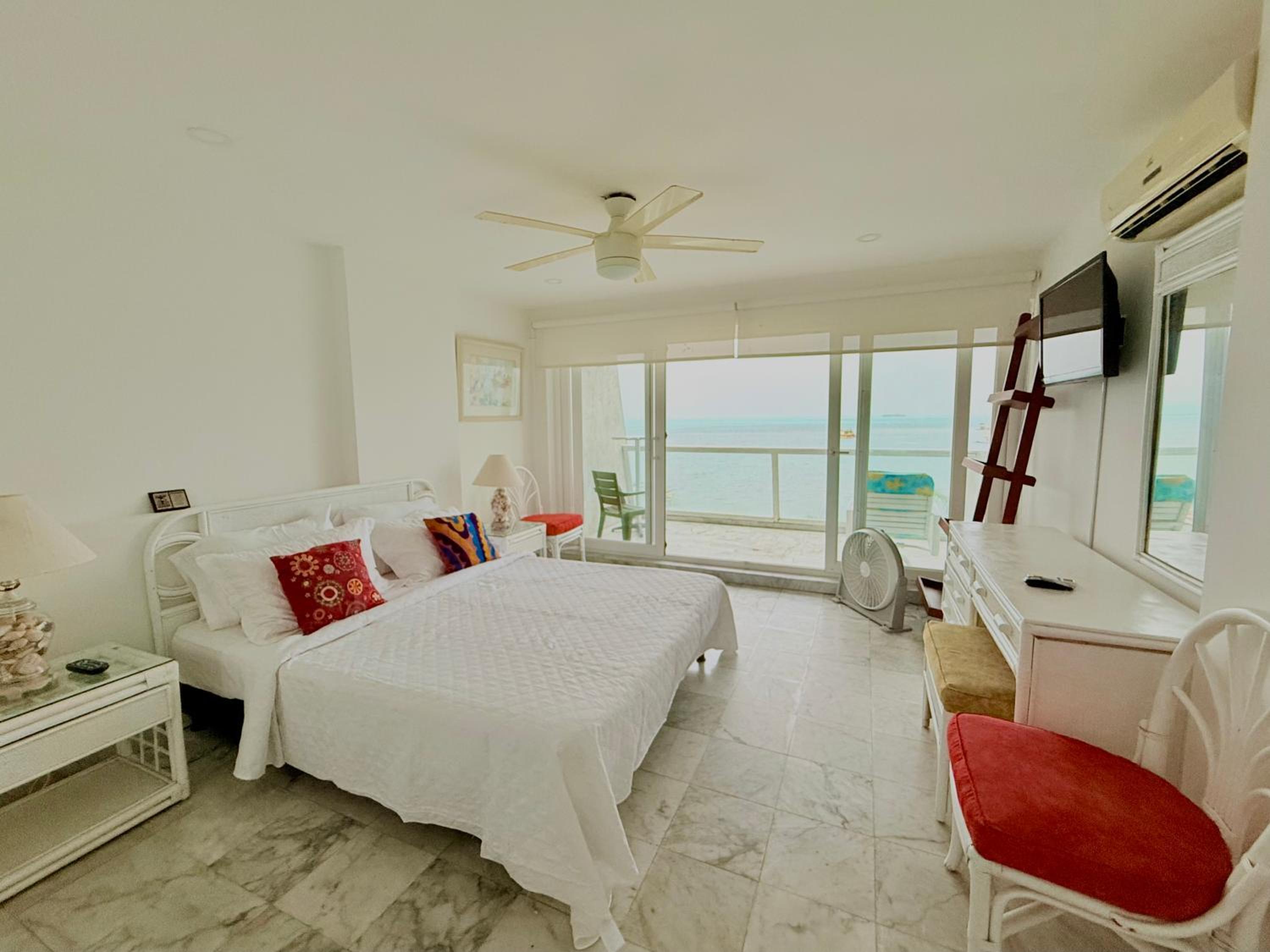 Two-Bedroom Apartment with Balcony and Sea View