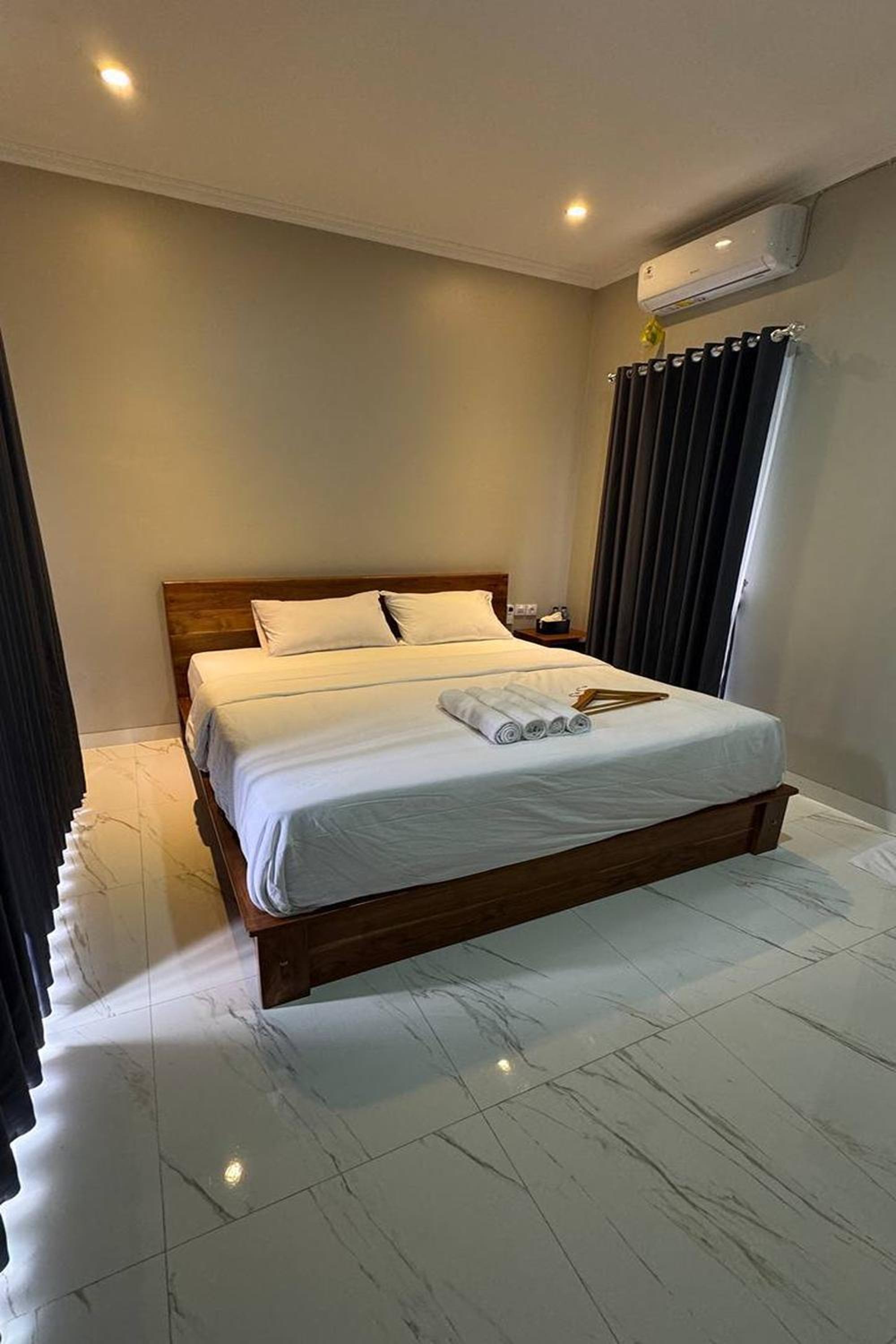 Deluxe Room - Photo 1