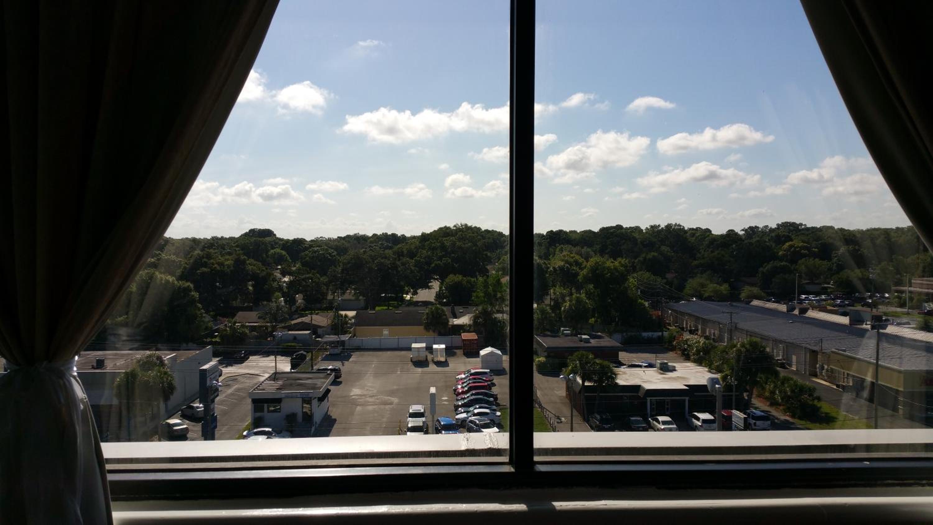 Executive Suite photo 2