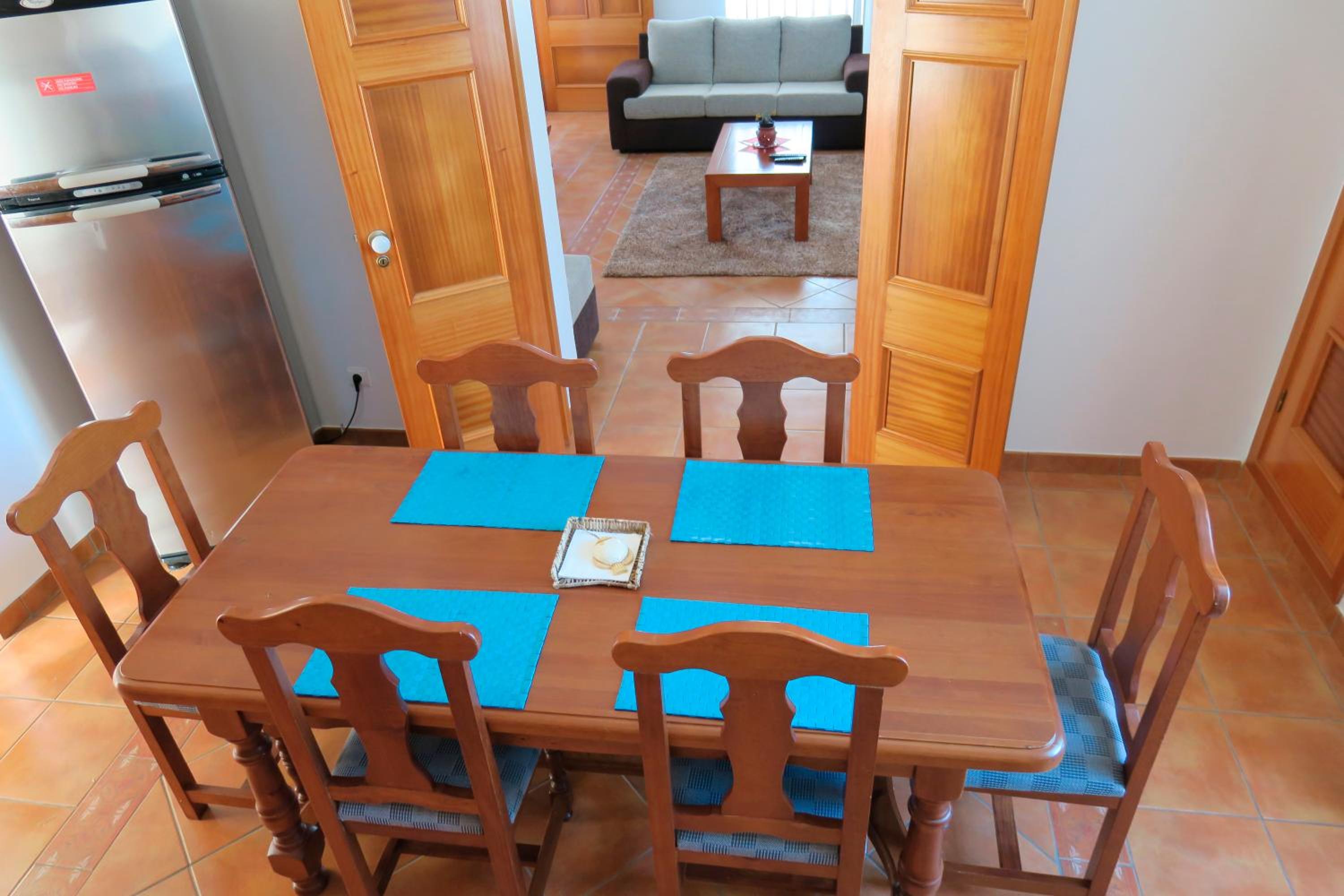 Double Room - Photo 8