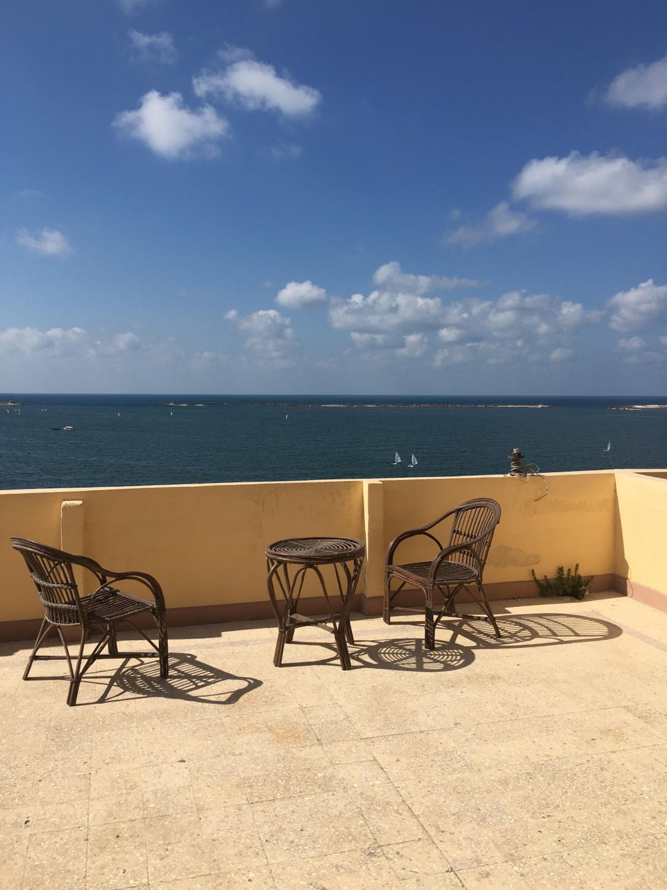 Deluxe Twin Room with Sea View - Photo 18