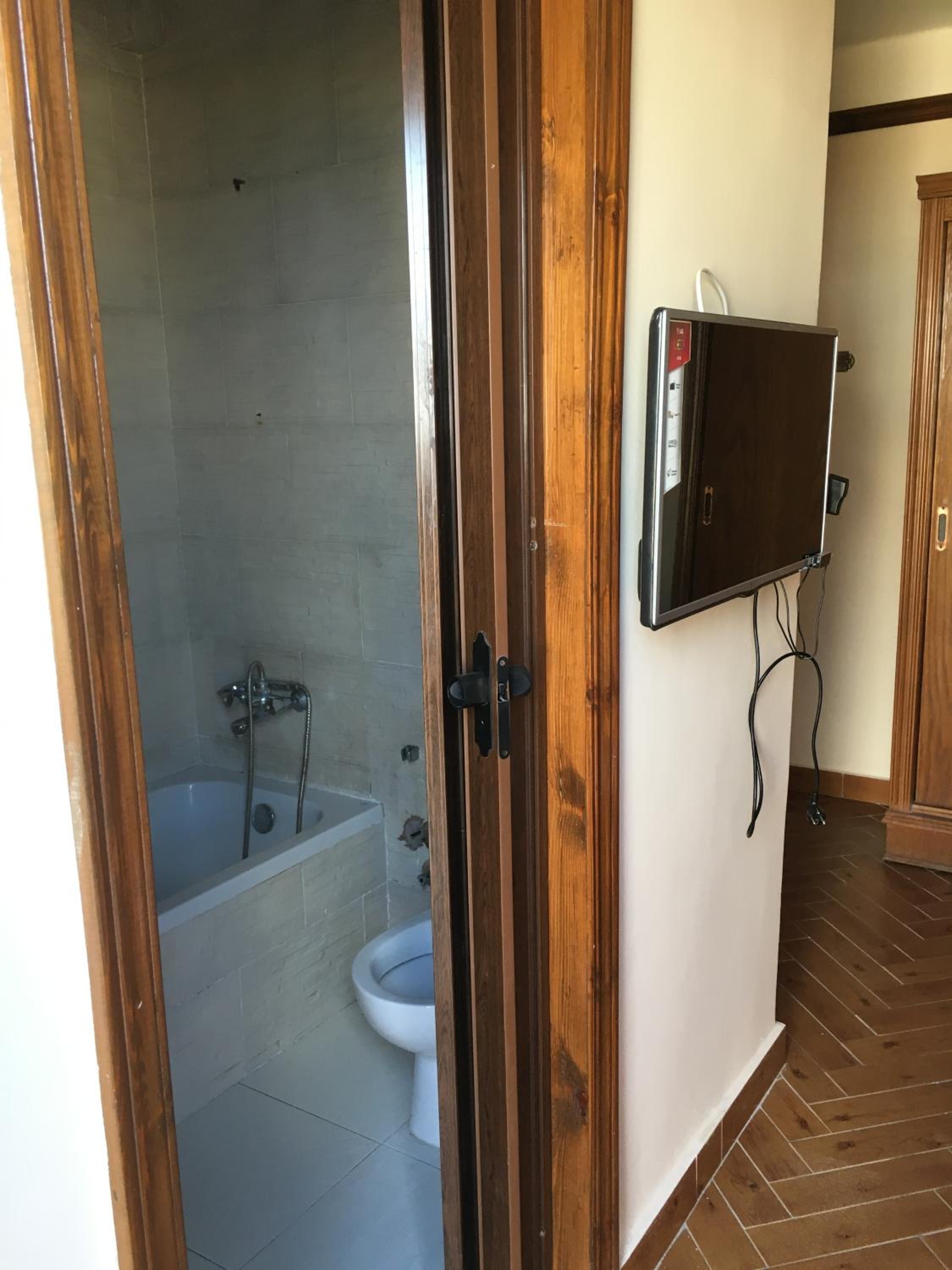 Deluxe Twin Room with Sea View - Photo 27