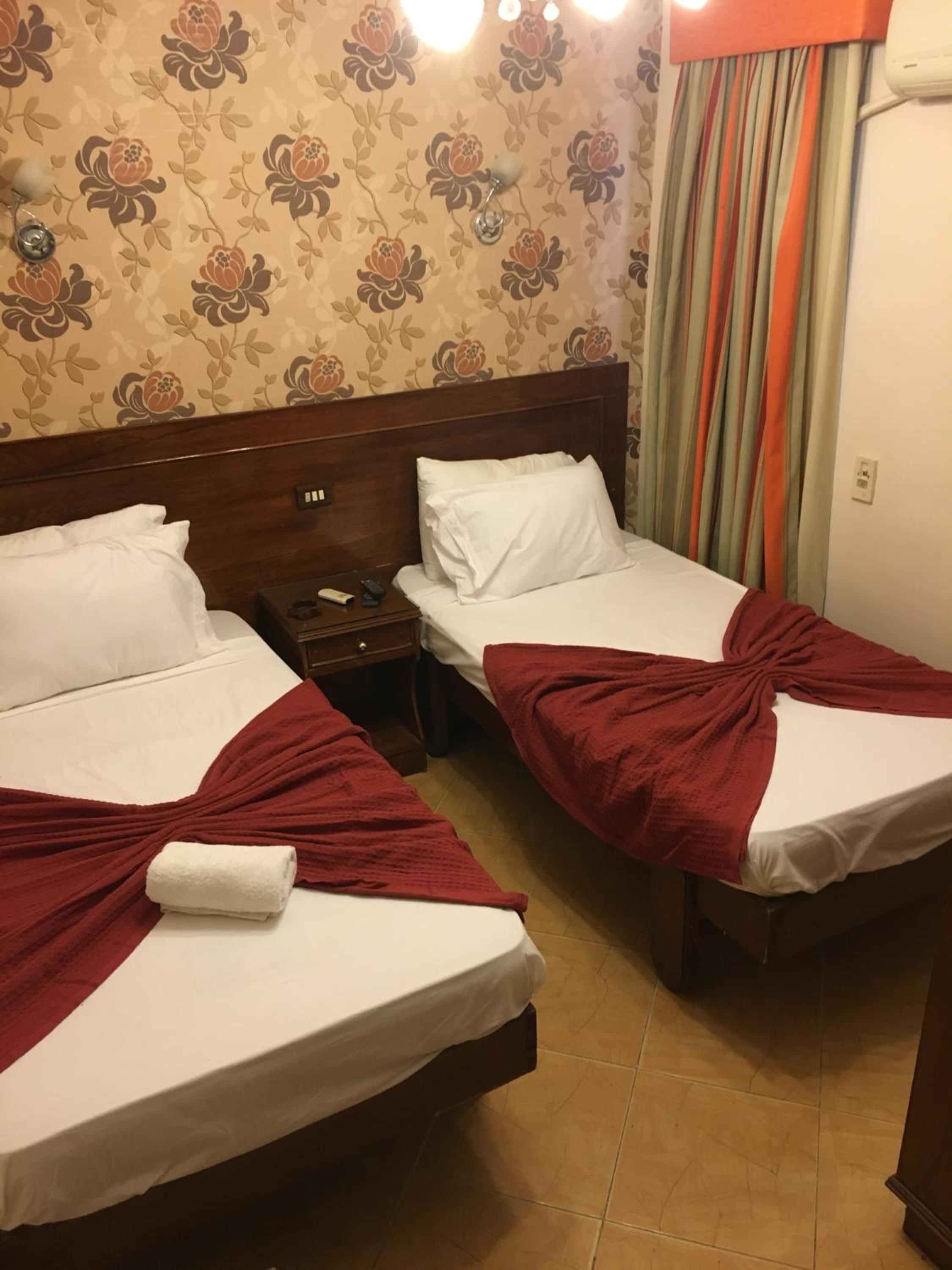 Deluxe Twin Room - Photo 5