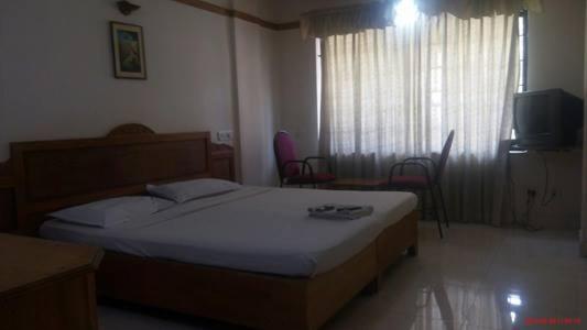 Standard Double Room with Fan photo 3
