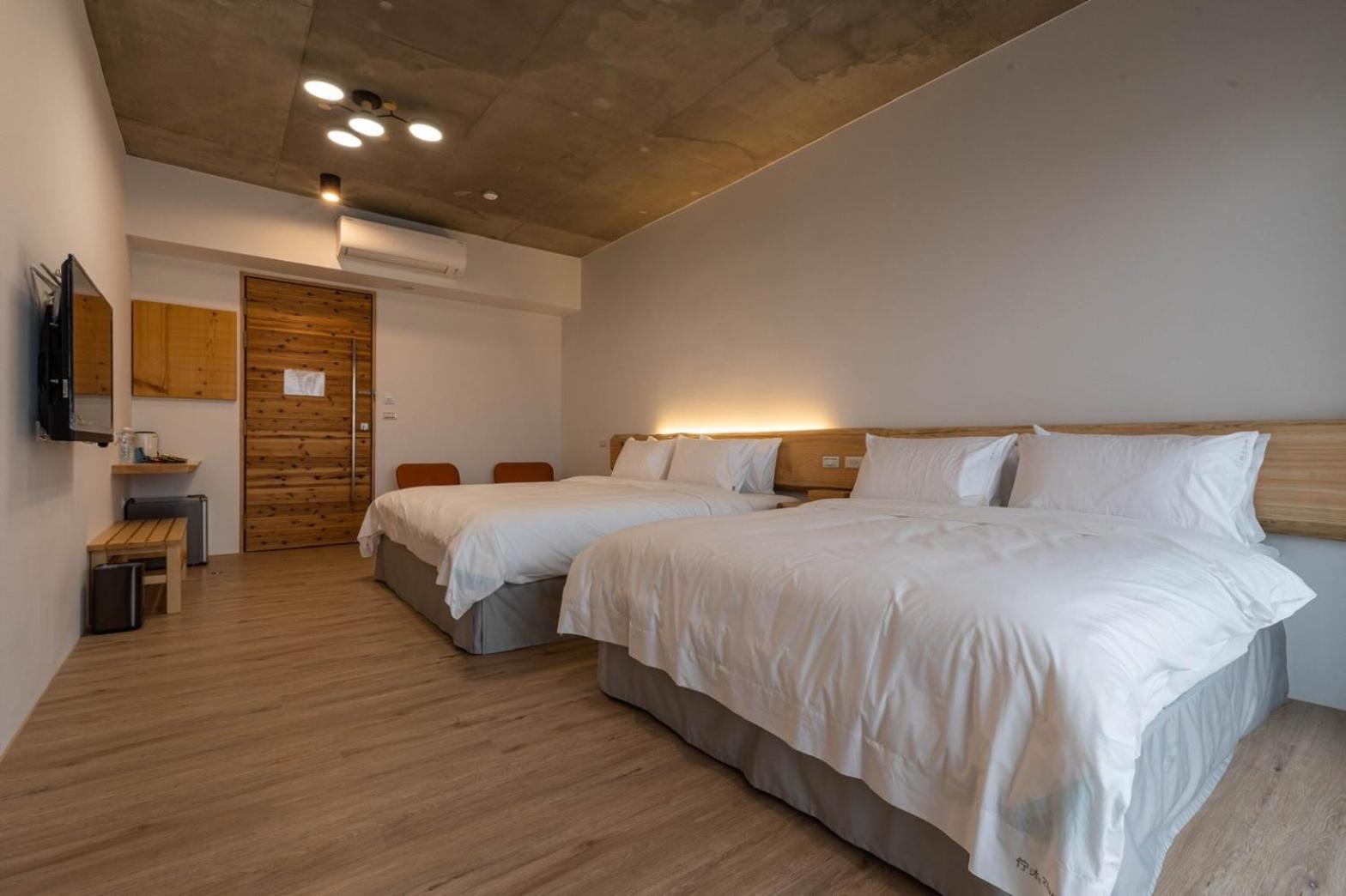 Quadruple Room with Balcony photo 2