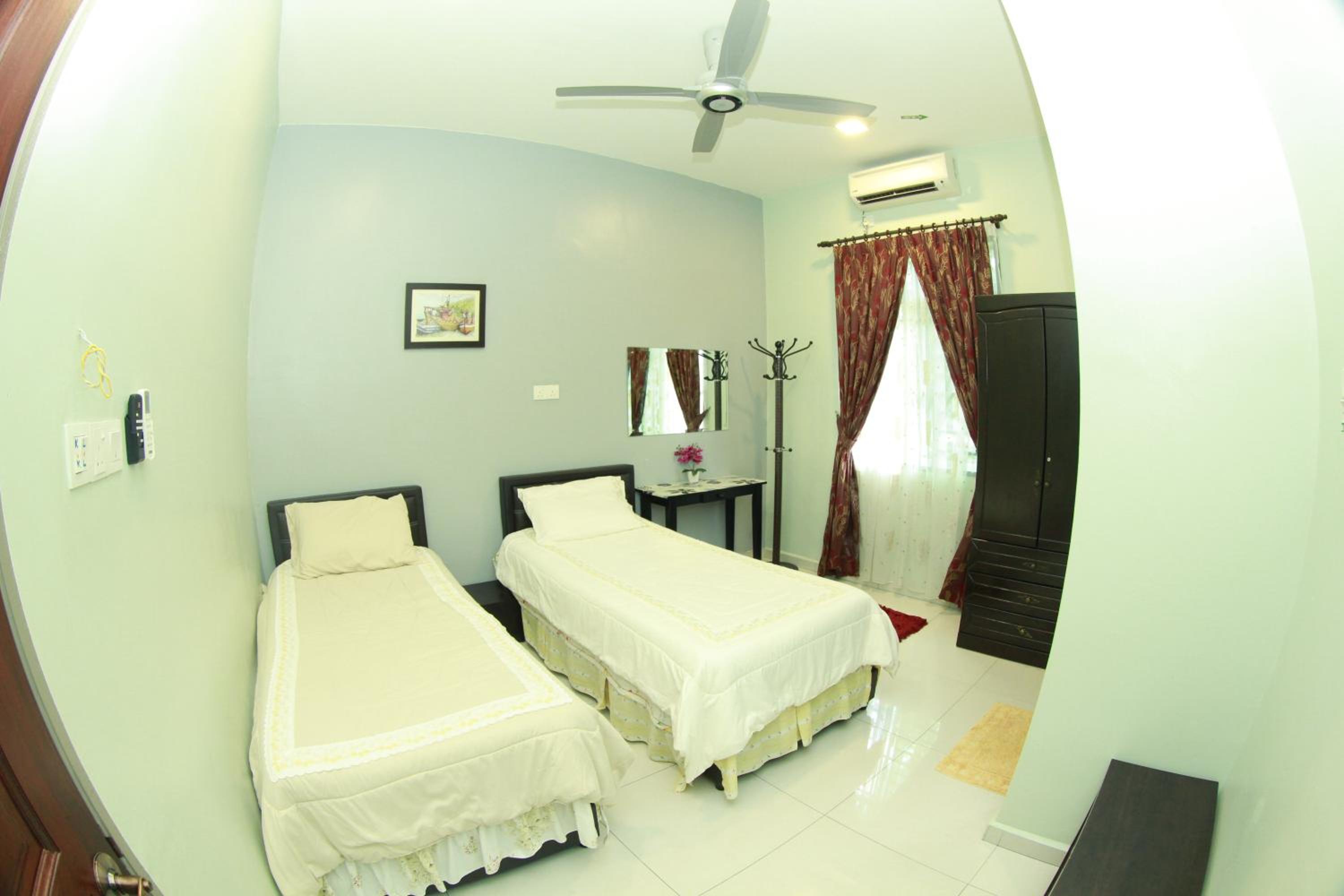 Deluxe Twin Room photo 1