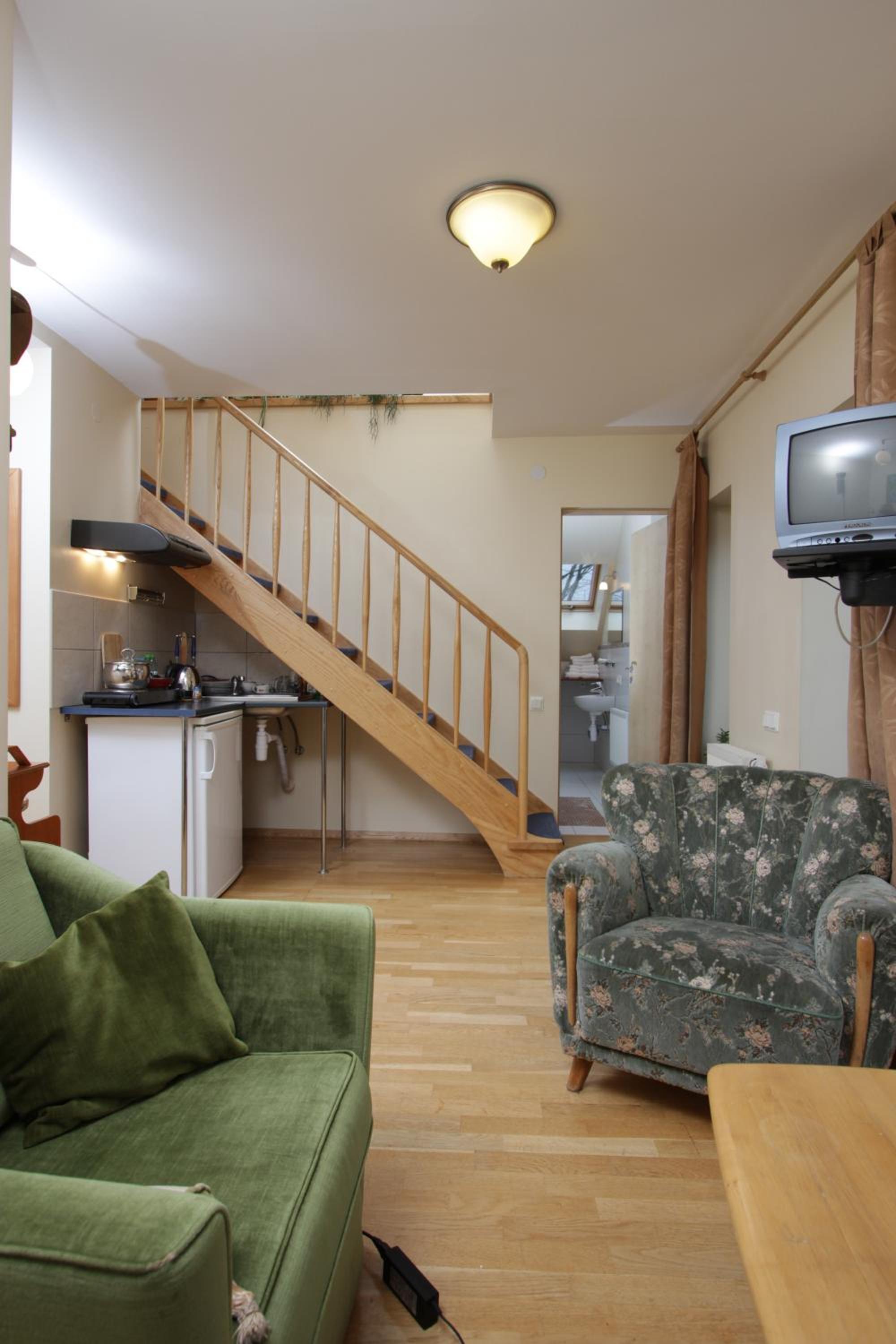 One-Bedroom Apartment with Balcony photo 3