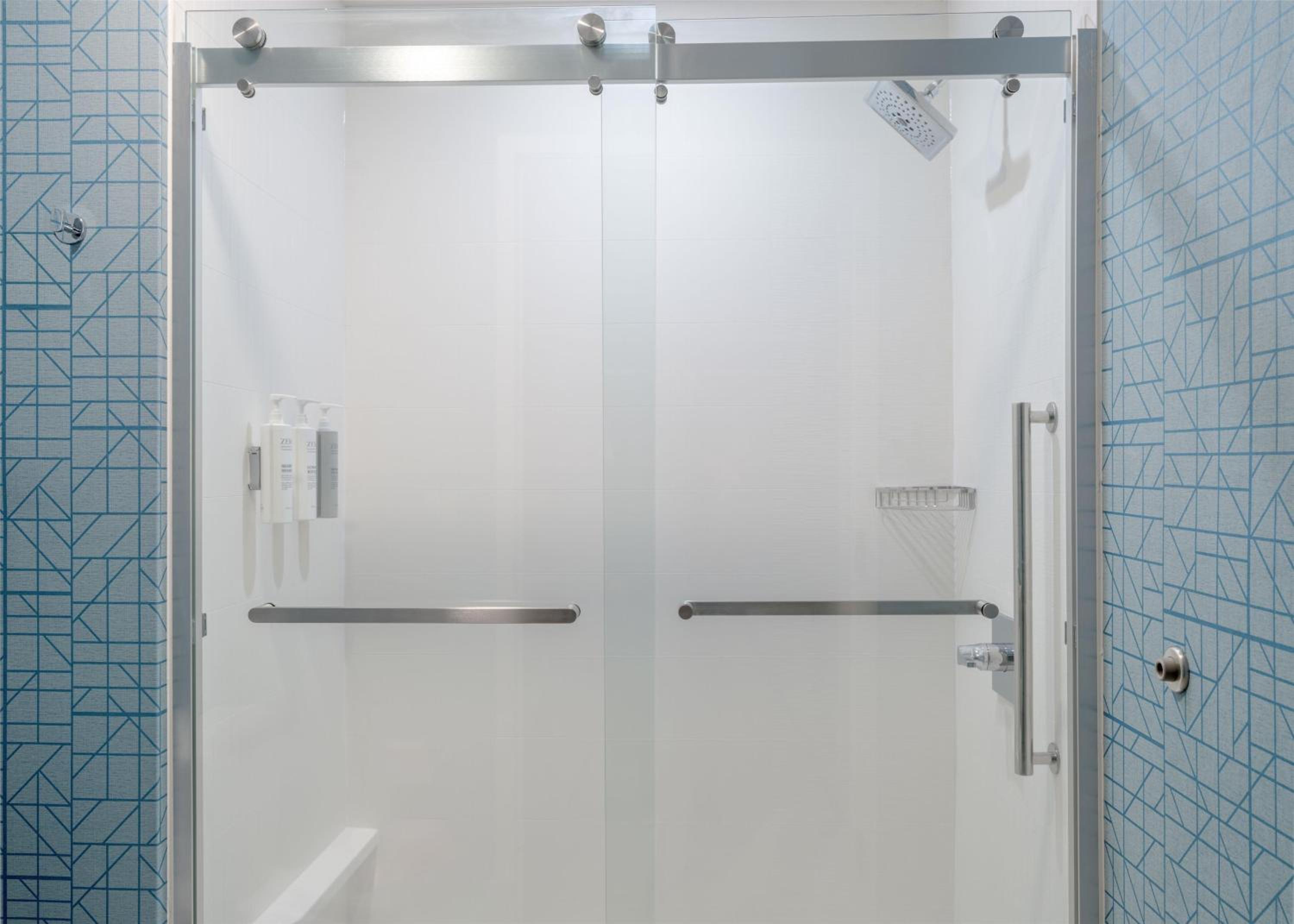 King Studio Suite - Photo 2