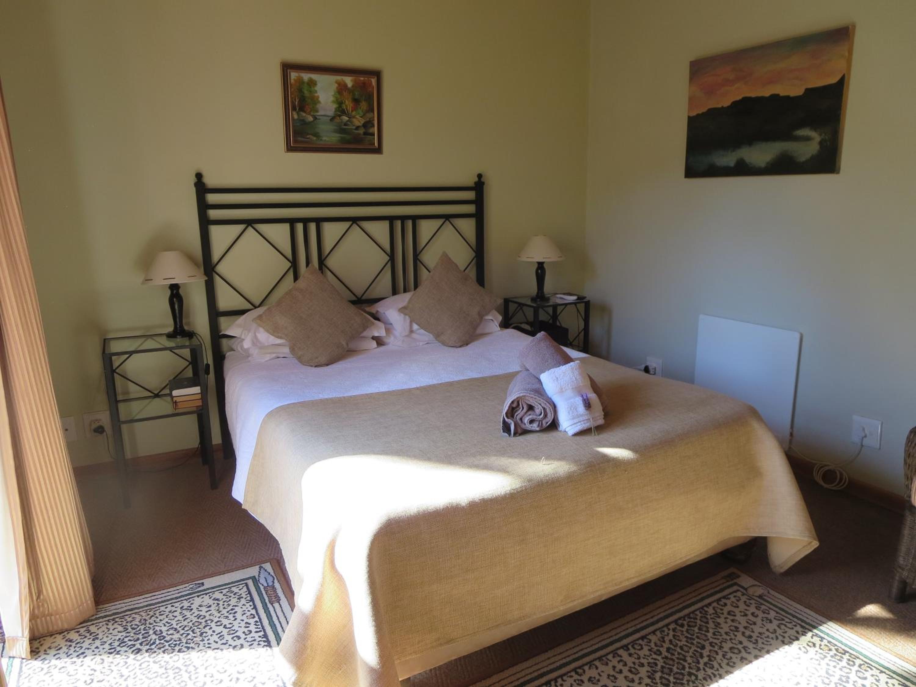 Queen Room with Garden View photo 2