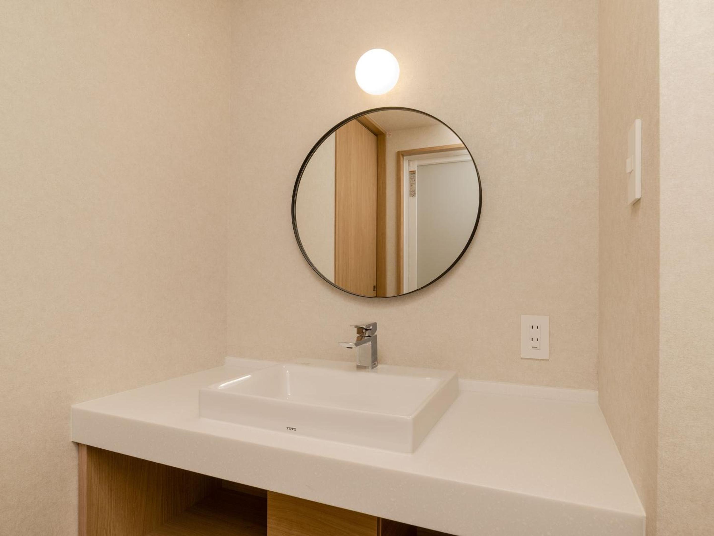 Deluxe Room with Shower Room - Non-Smoking
