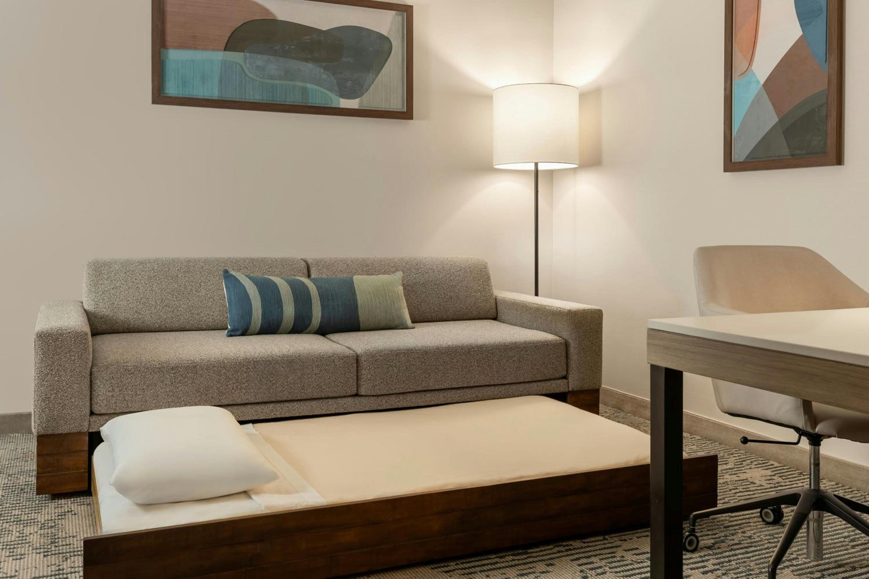 Queen Suite with Two Queen Beds and Trundle Sofa - Photo 4