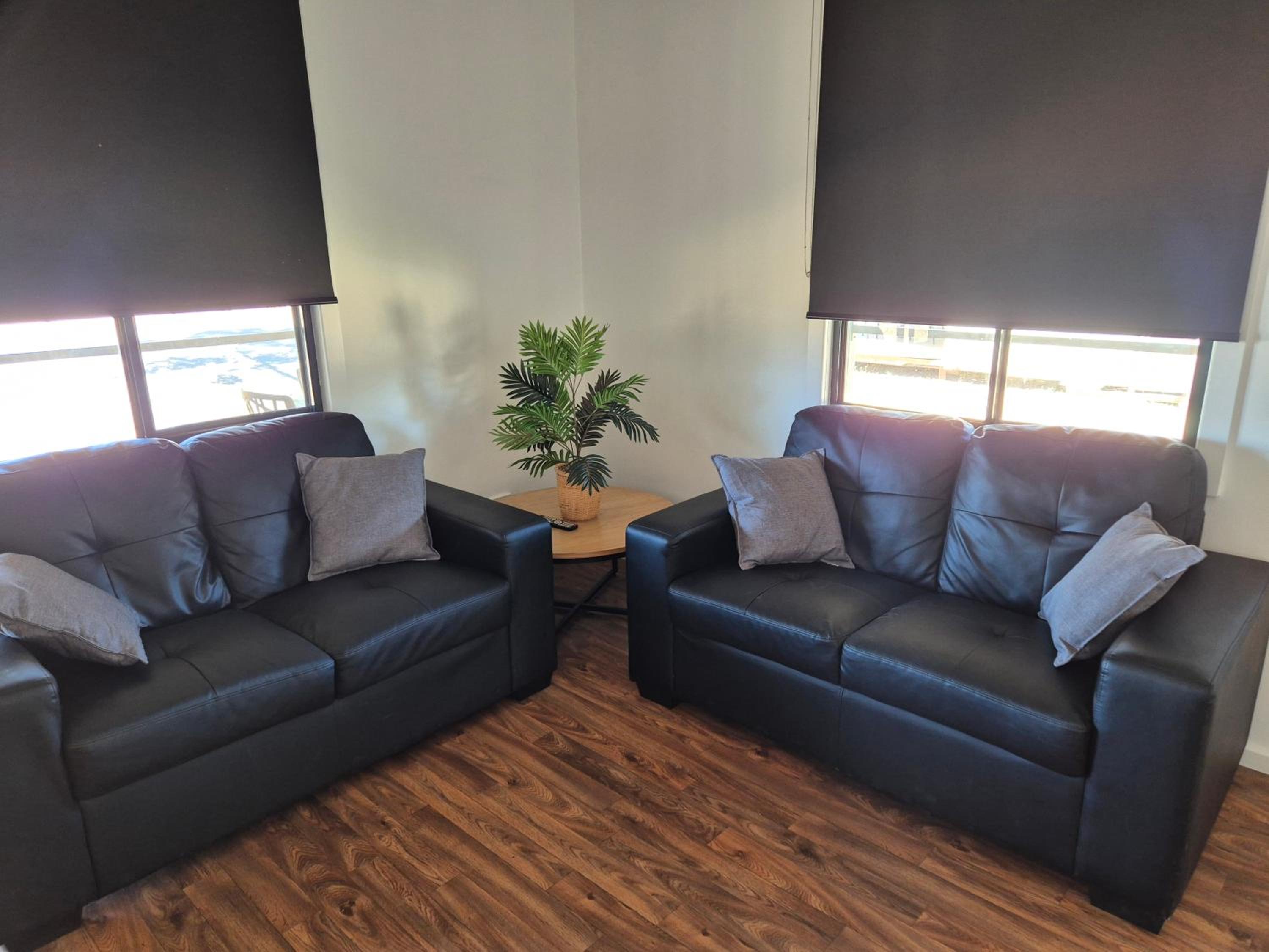 Family Room photo 3