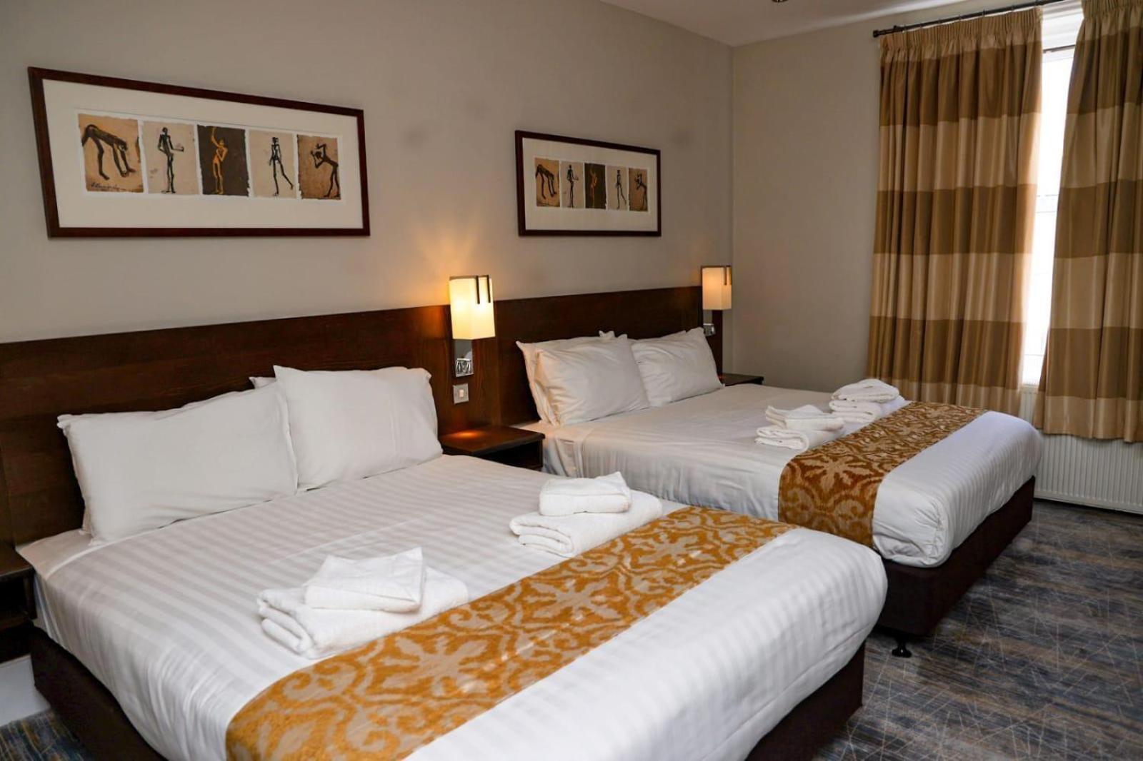 Superior Quadruple Room photo 2