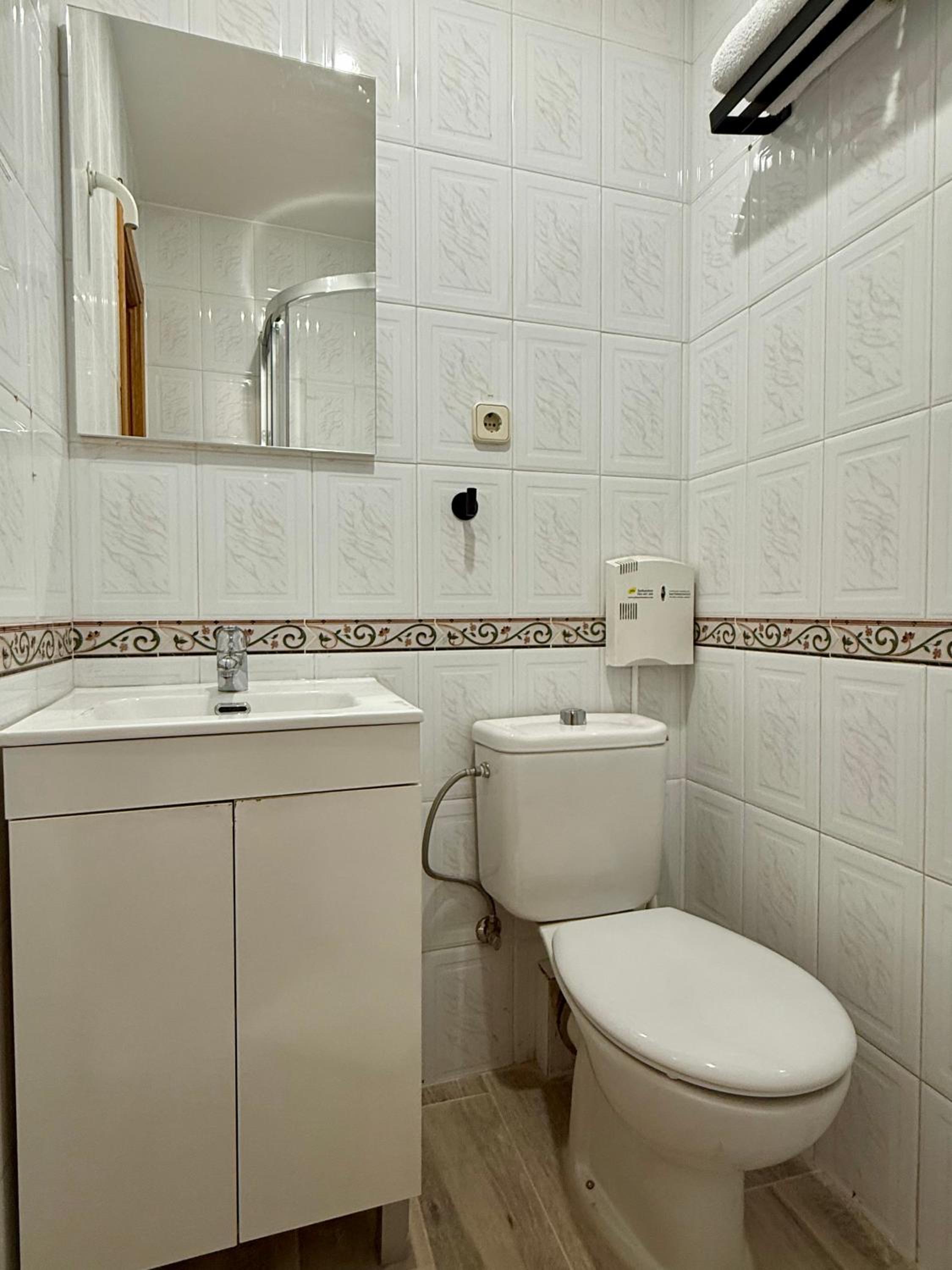 Double Room with Extra Bed photo 1