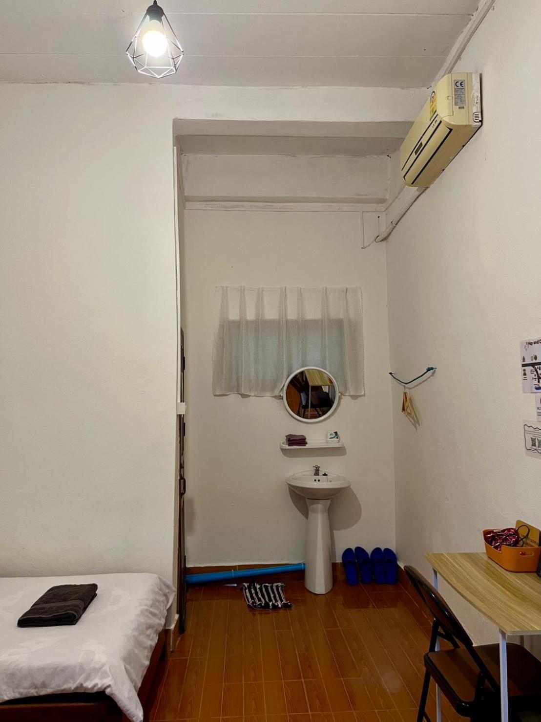 Budget Twin Room