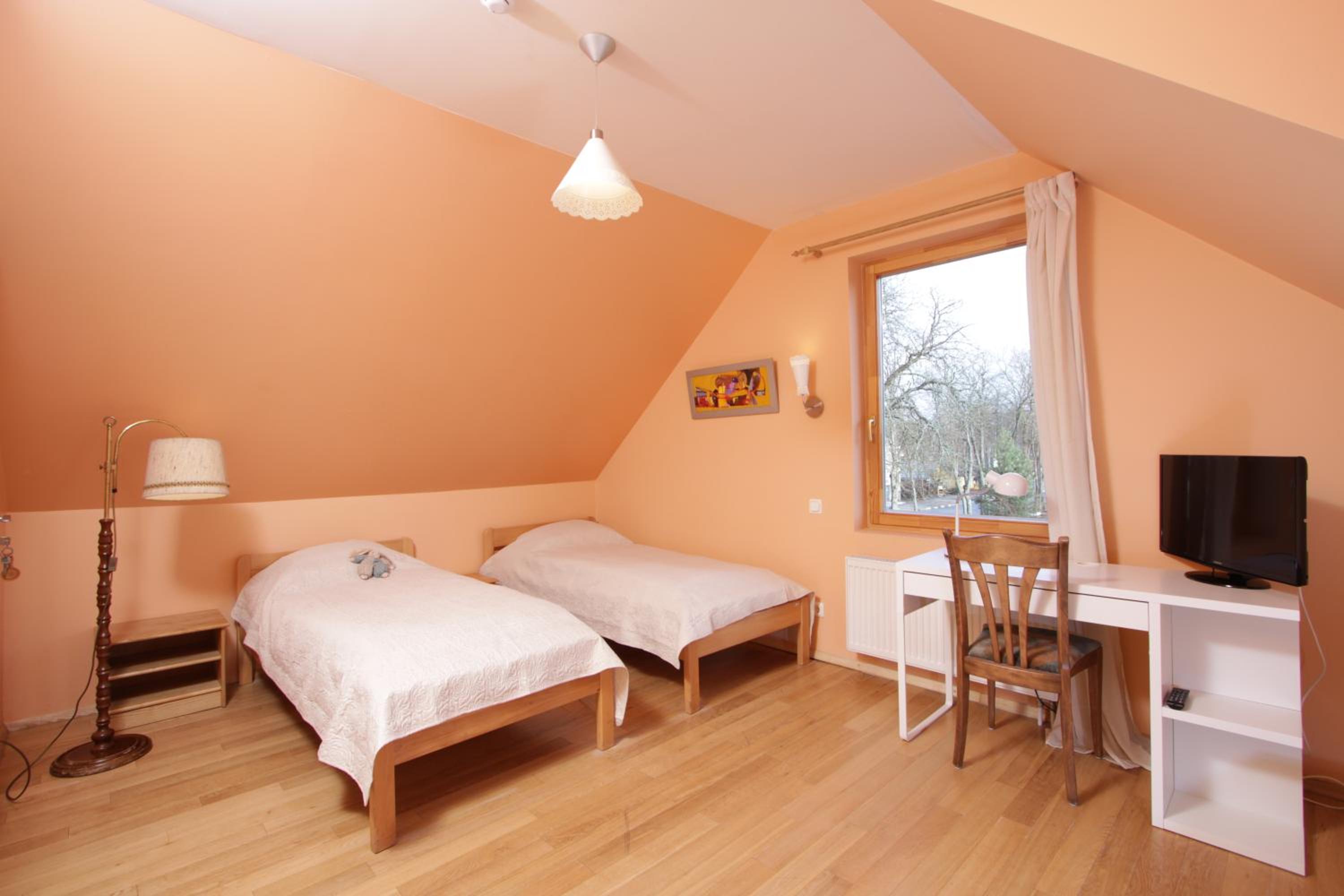 Economy Twin Room