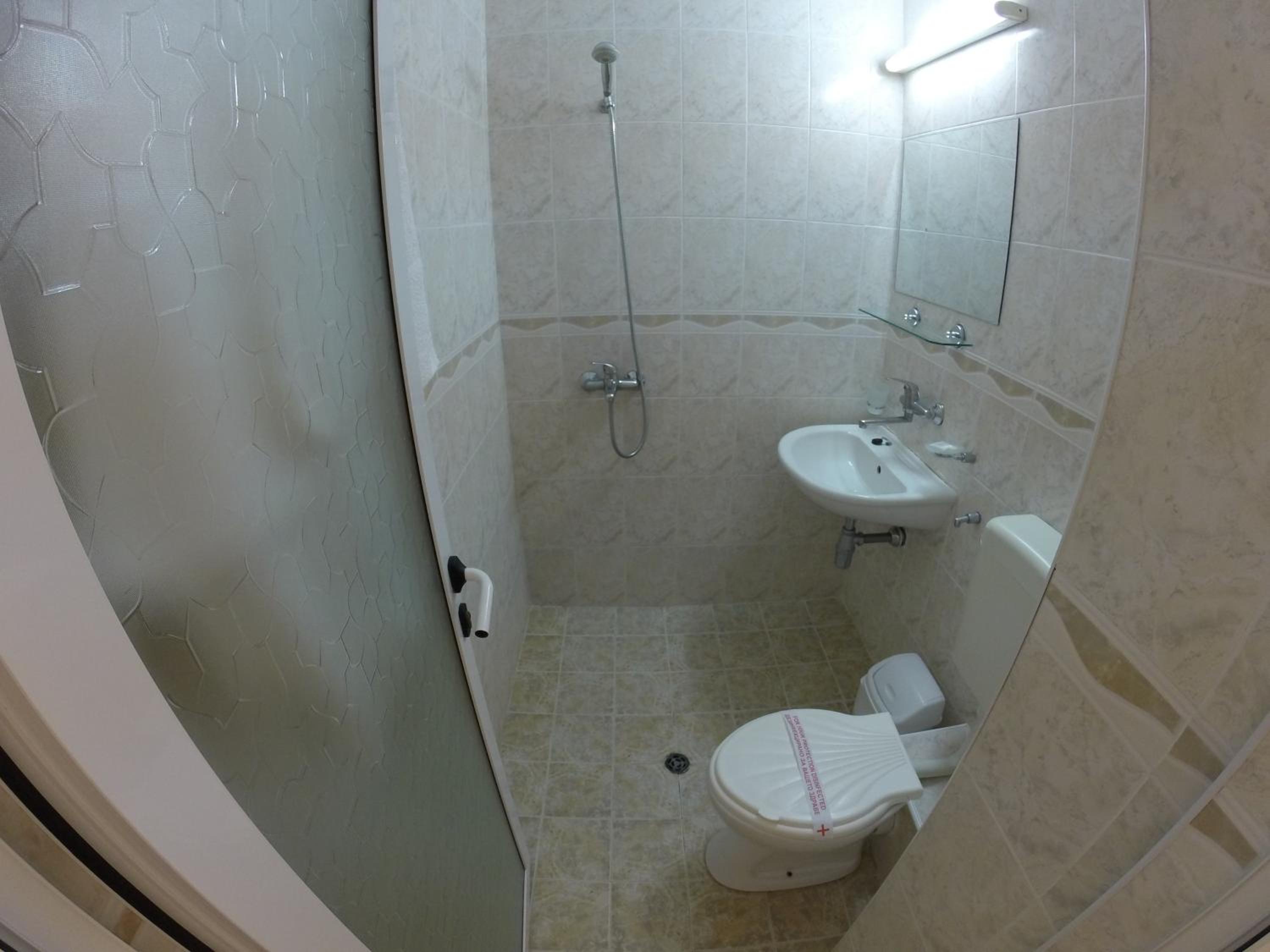 Deluxe Double Room with Balcony (2 Adults + 1 Child) photo 3