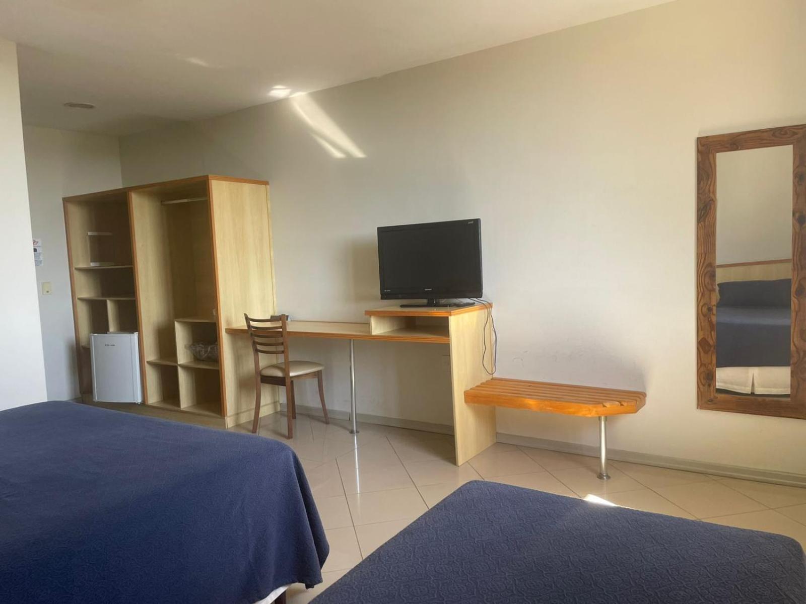 Deluxe Family Suite photo 2