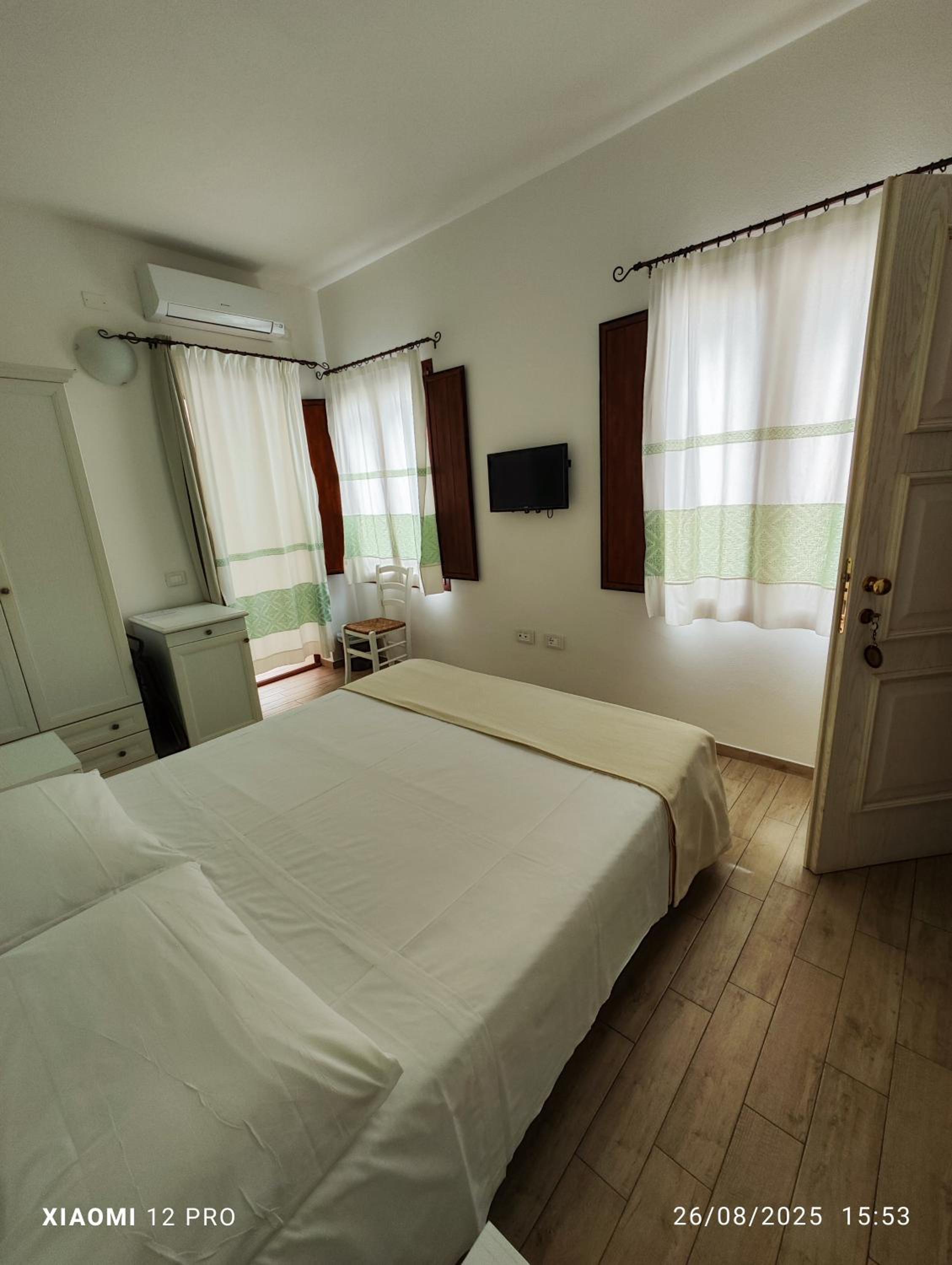 Single Room with Balcony