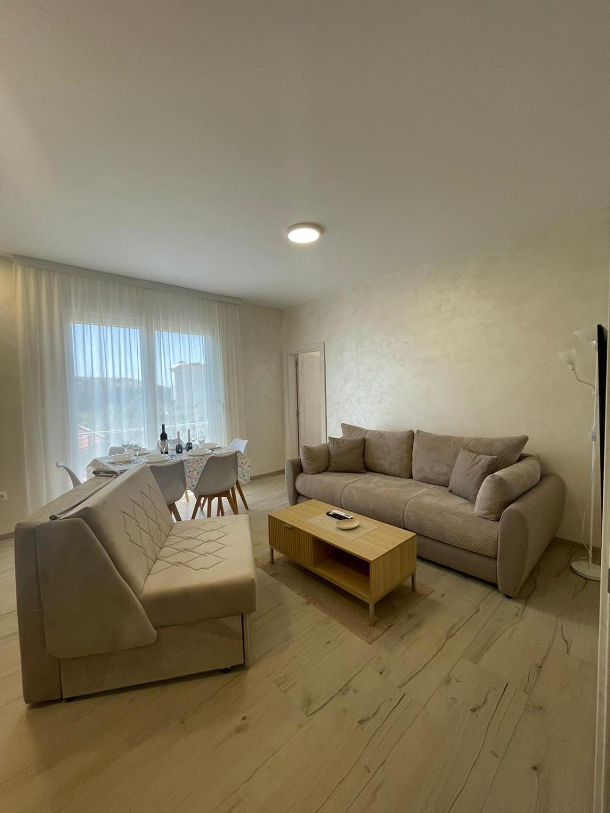 One-Bedroom Apartment with Terrace