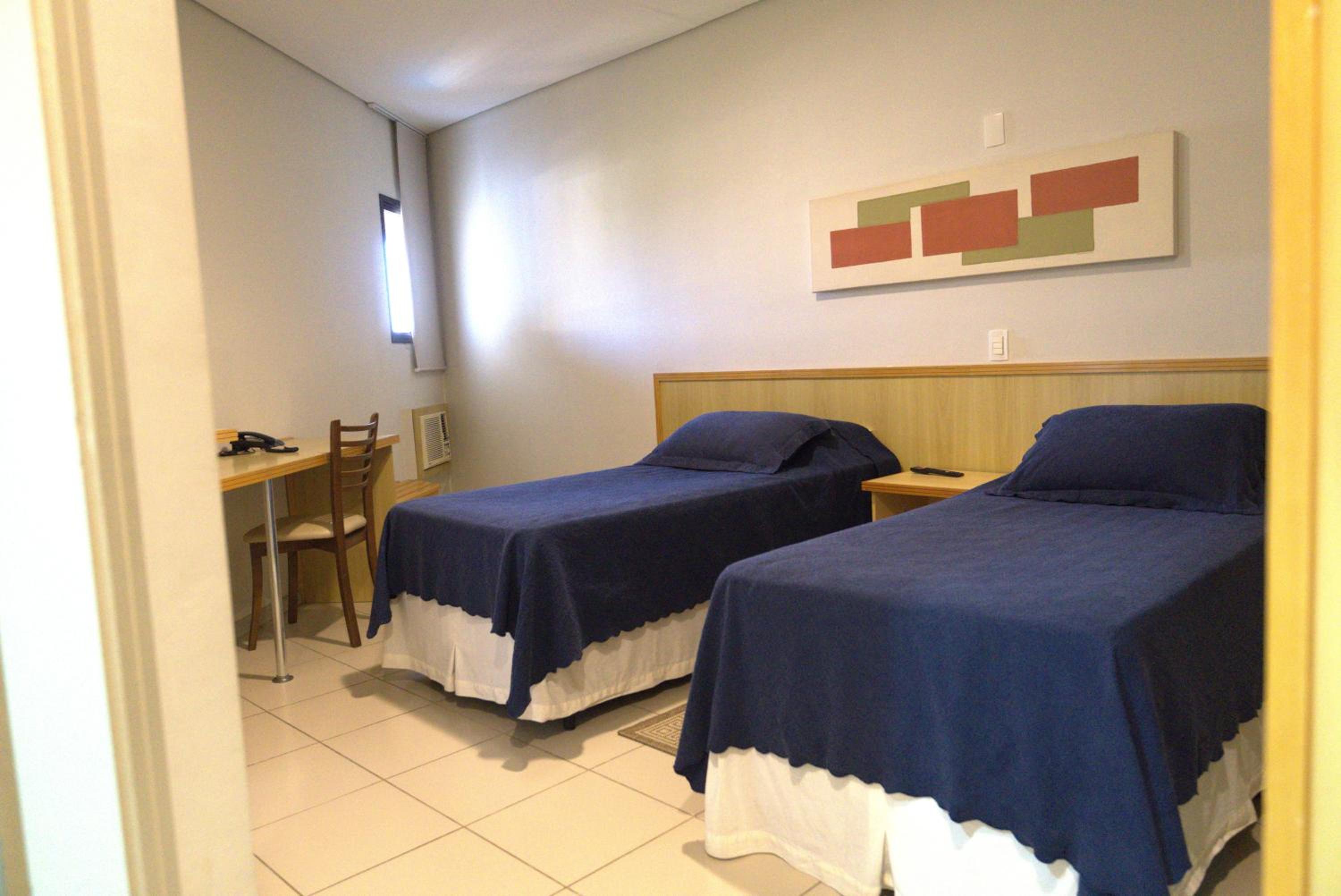Deluxe Family Suite photo 3