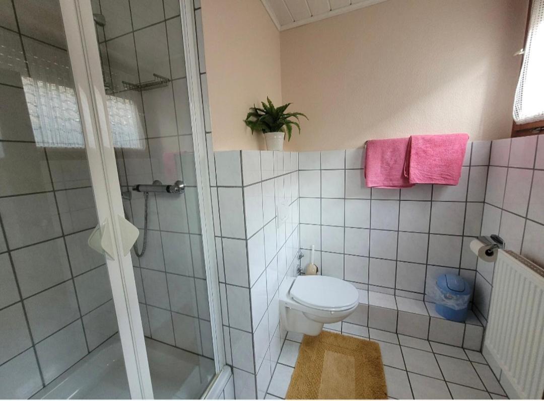 Single Room with Bathroom photo 1